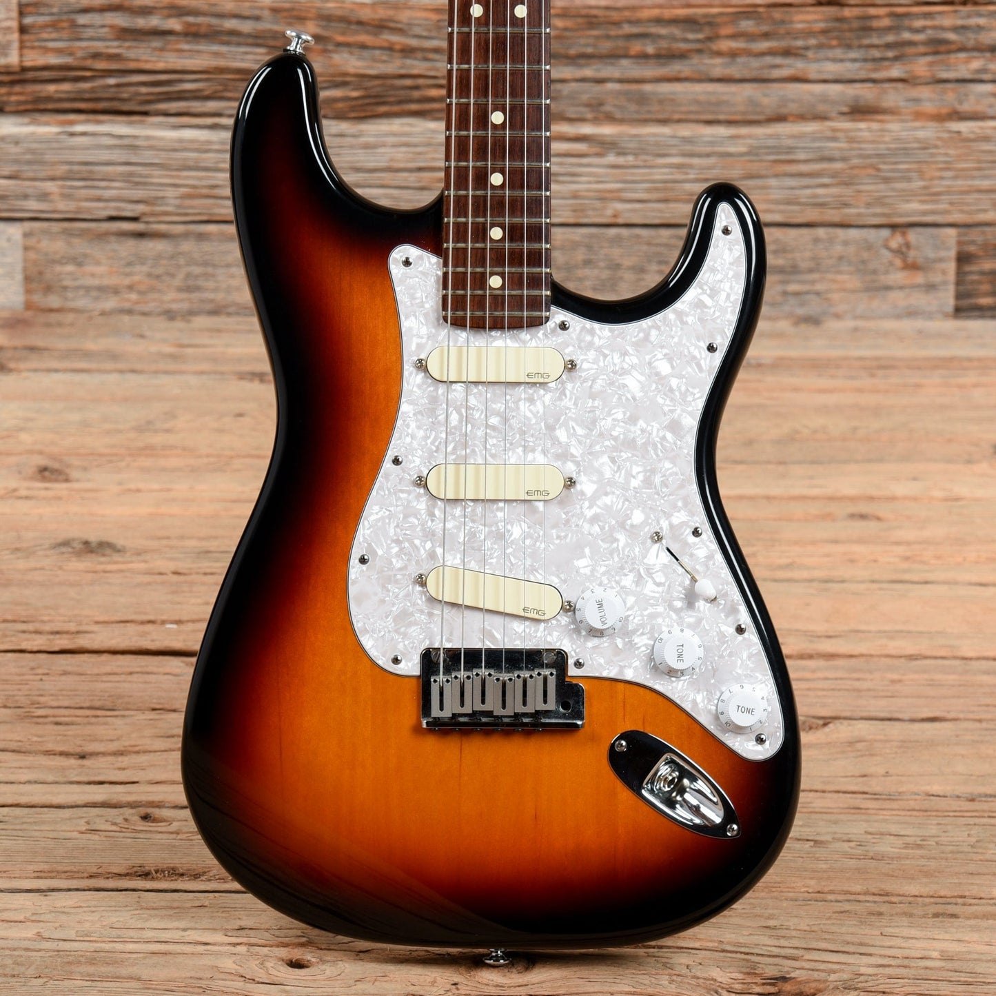 Fender American Standard Stratocaster Sunburst 1997 Electric Guitars / Solid Body