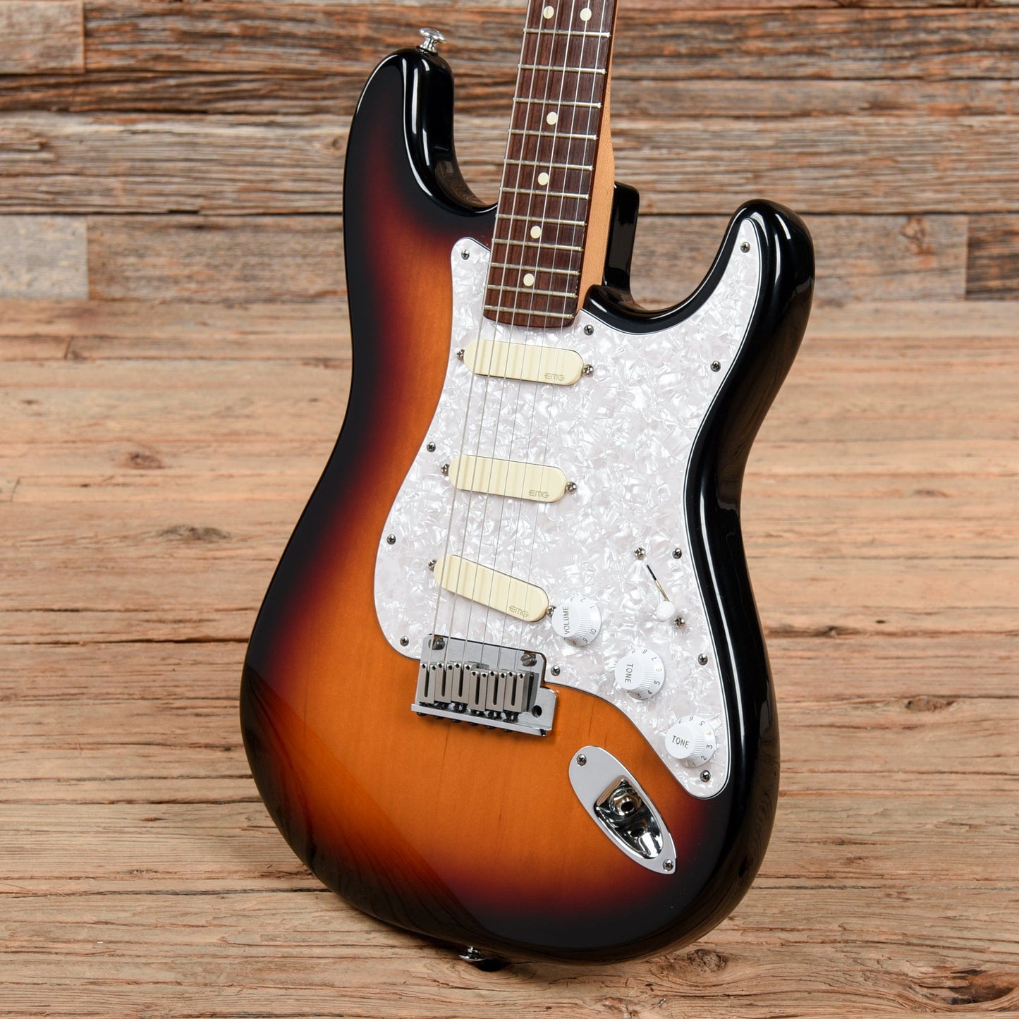 Fender American Standard Stratocaster Sunburst 1997 Electric Guitars / Solid Body