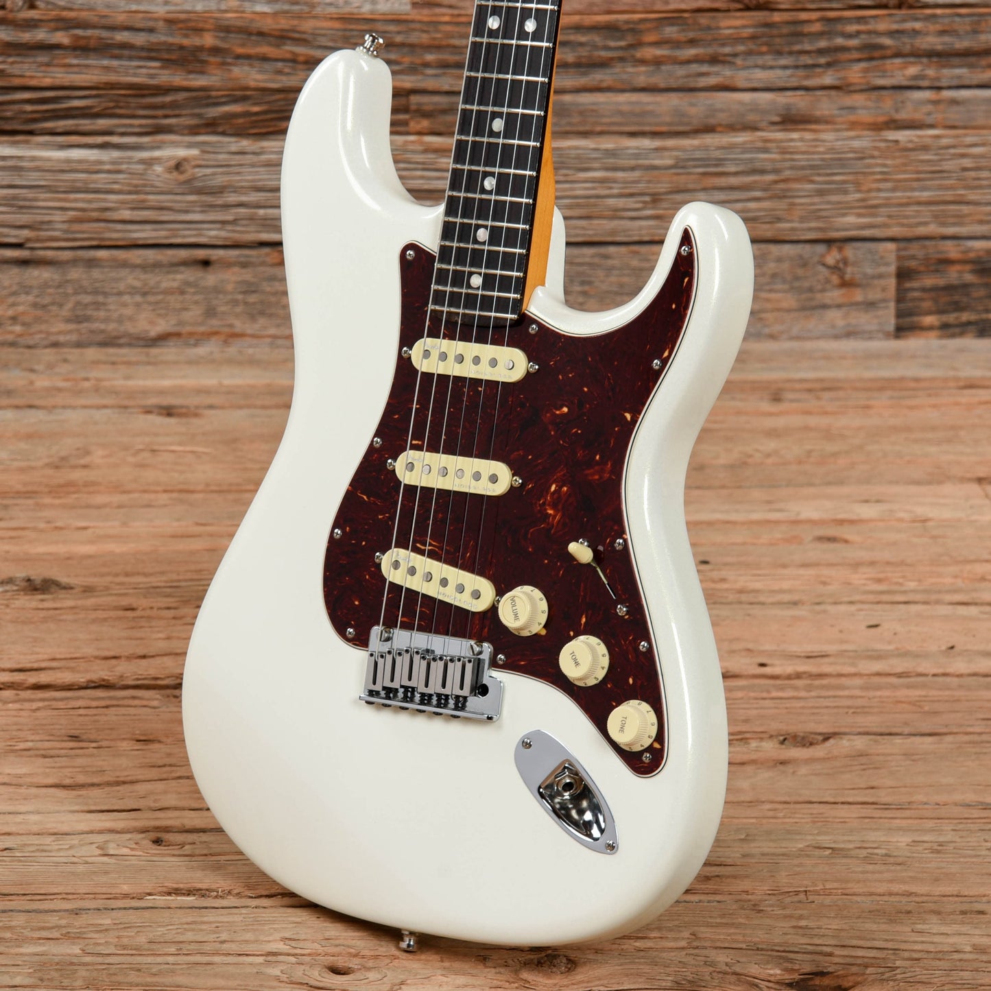 Fender American Ultra Stratocaster Arctic Pearl 2021 Electric Guitars / Solid Body