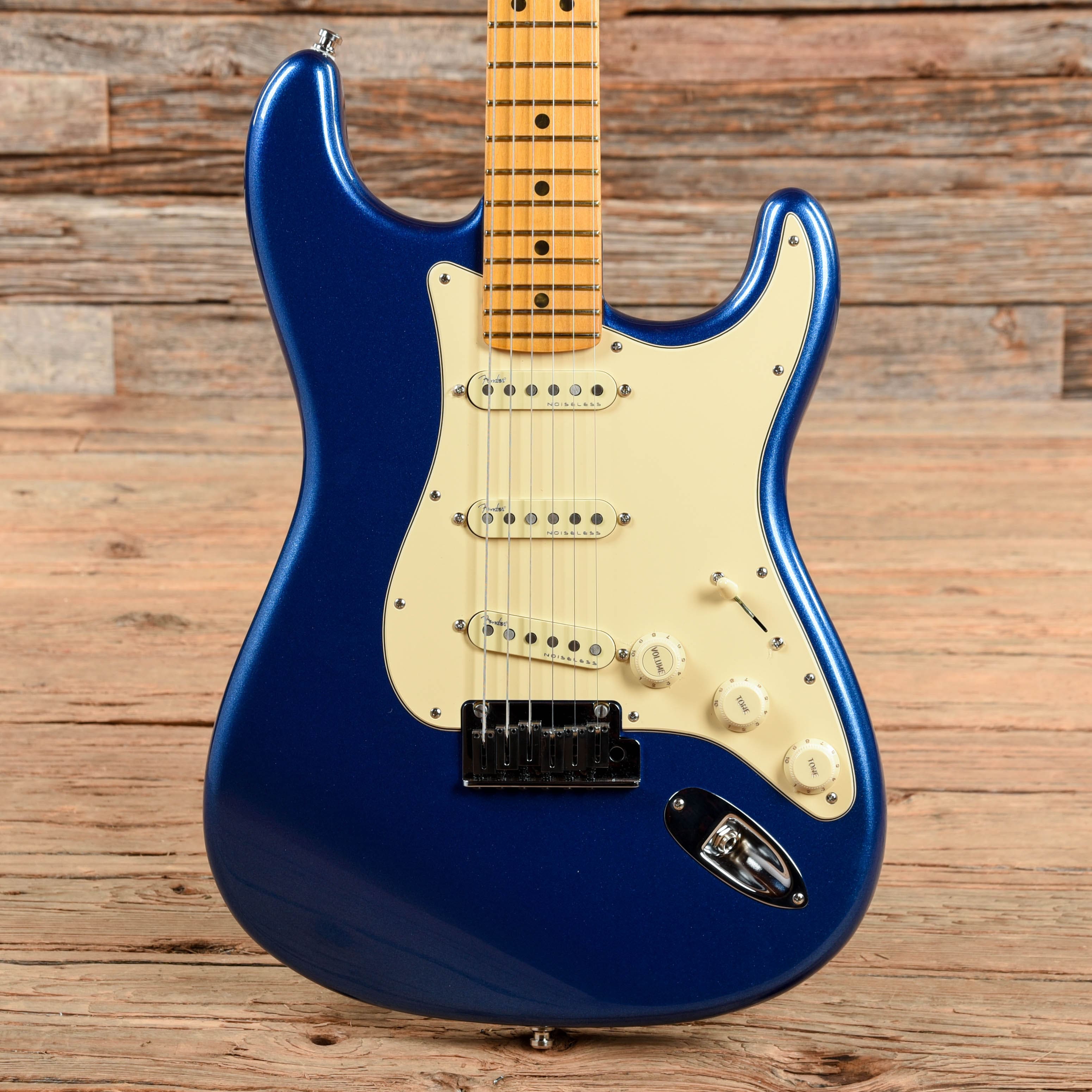 Fender American Ultra Stratocaster Cobra Blue 2020 – Chicago Music Exchange