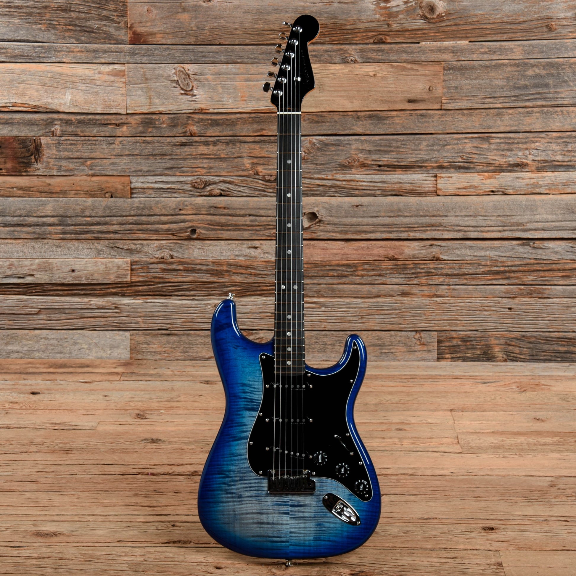 Fender American Ultra Stratocaster HSS w/Ebony Fretboard Denim Burst 2021 Electric Guitars / Solid Body