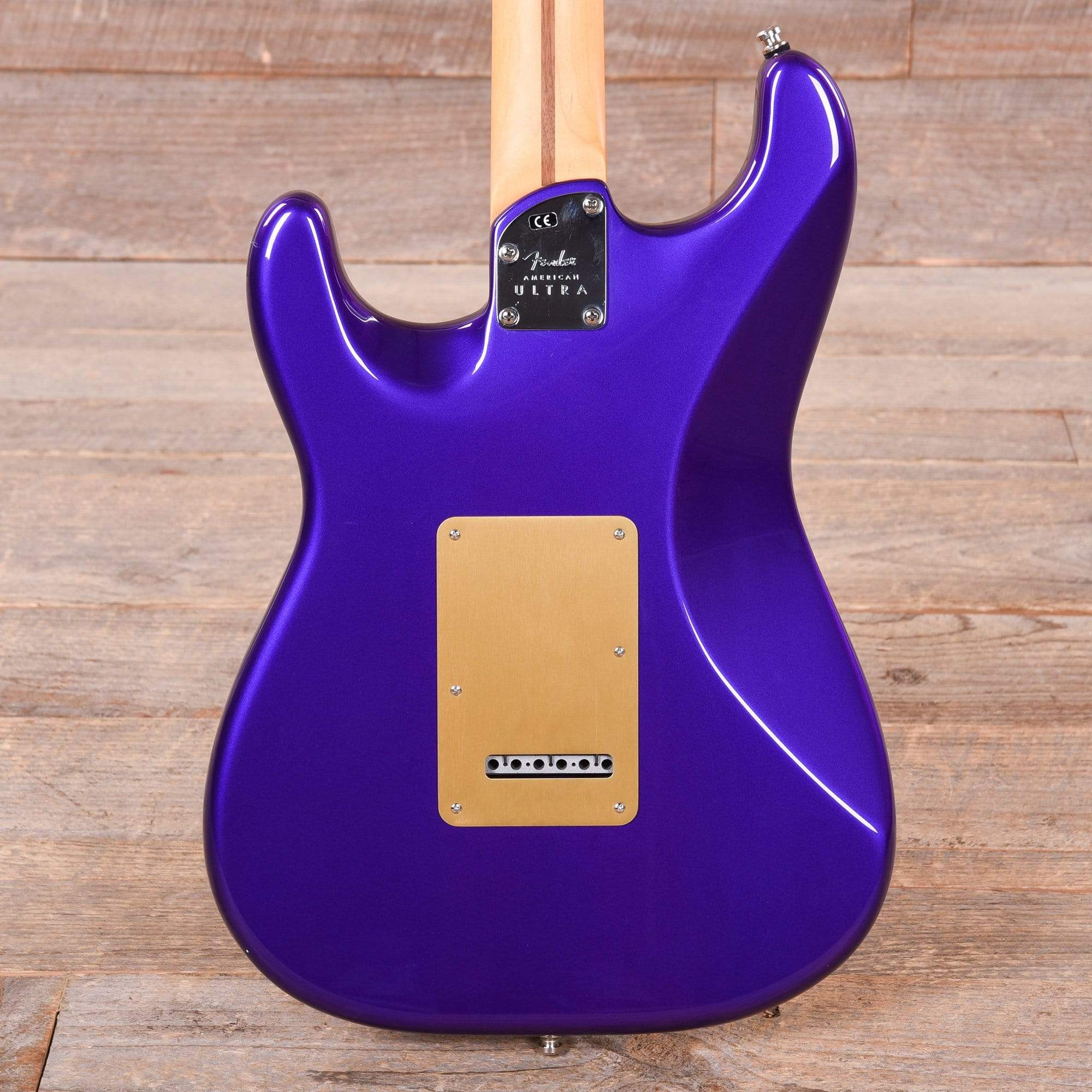 Fender American Ultra Stratocaster Plum Metallic w/Ebony Fingerboard & Anodized Gold Pickguard Electric Guitars / Solid Body