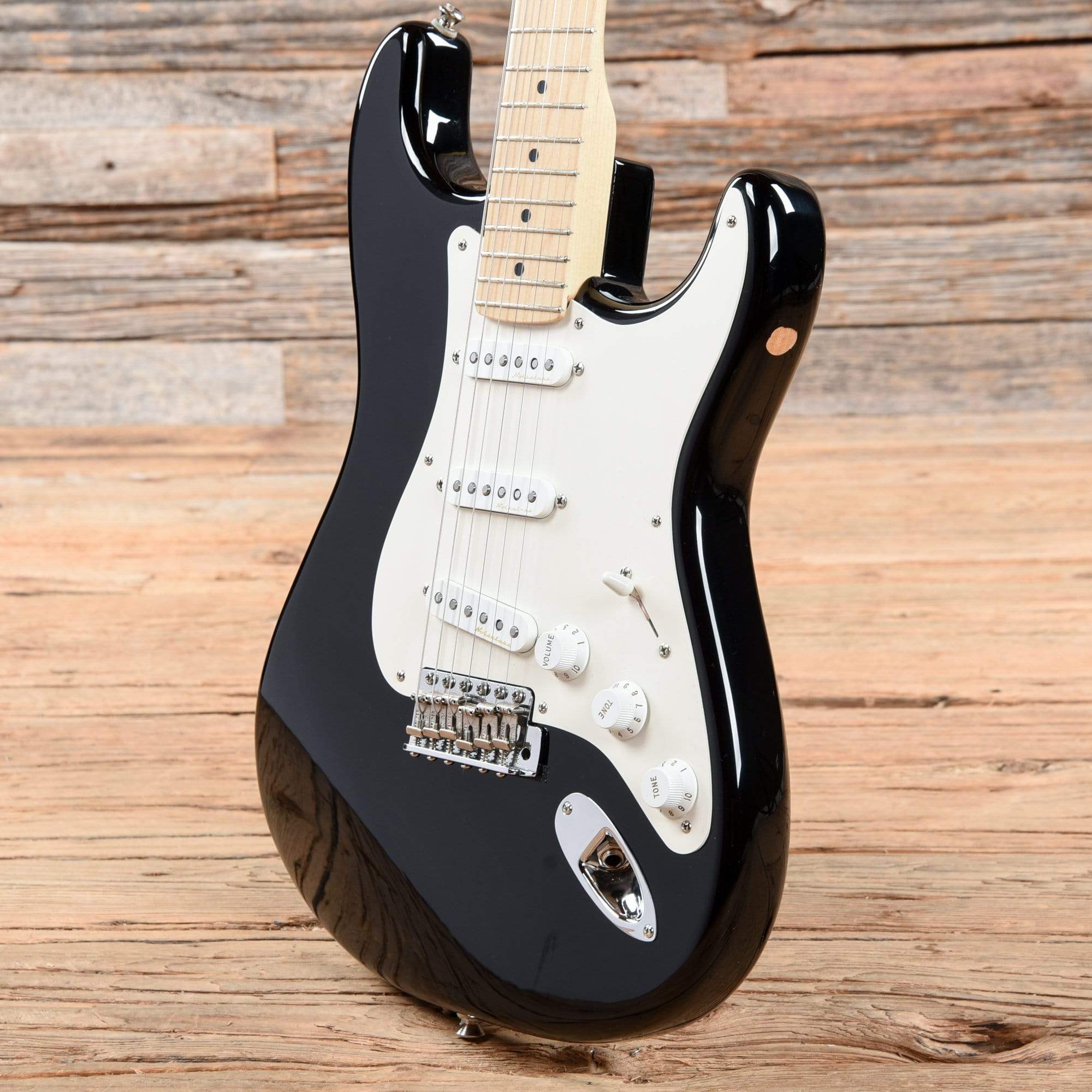 Fender Artist Series Eric Clapton Stratocaster Black 2006 – Chicago Music  Exchange