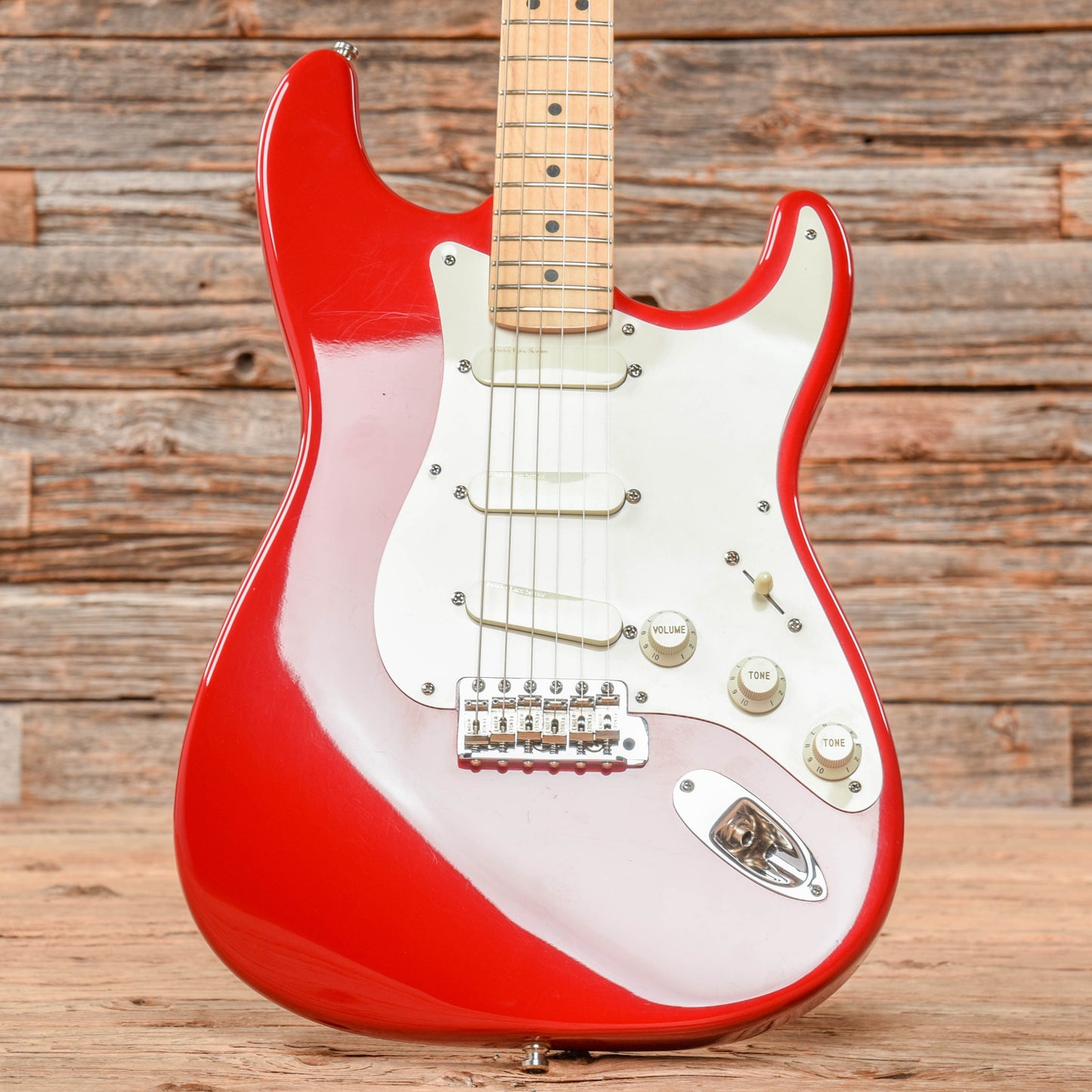 Fender Artist Series Eric Clapton Stratocaster Torino Red 1989 Electric Guitars / Solid Body