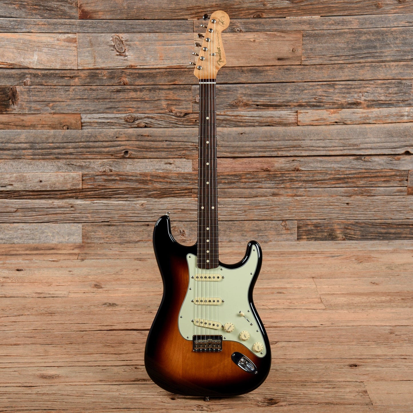 Fender Artist Series Robert Cray Signature Stratocaster Sunburst Electric Guitars / Solid Body