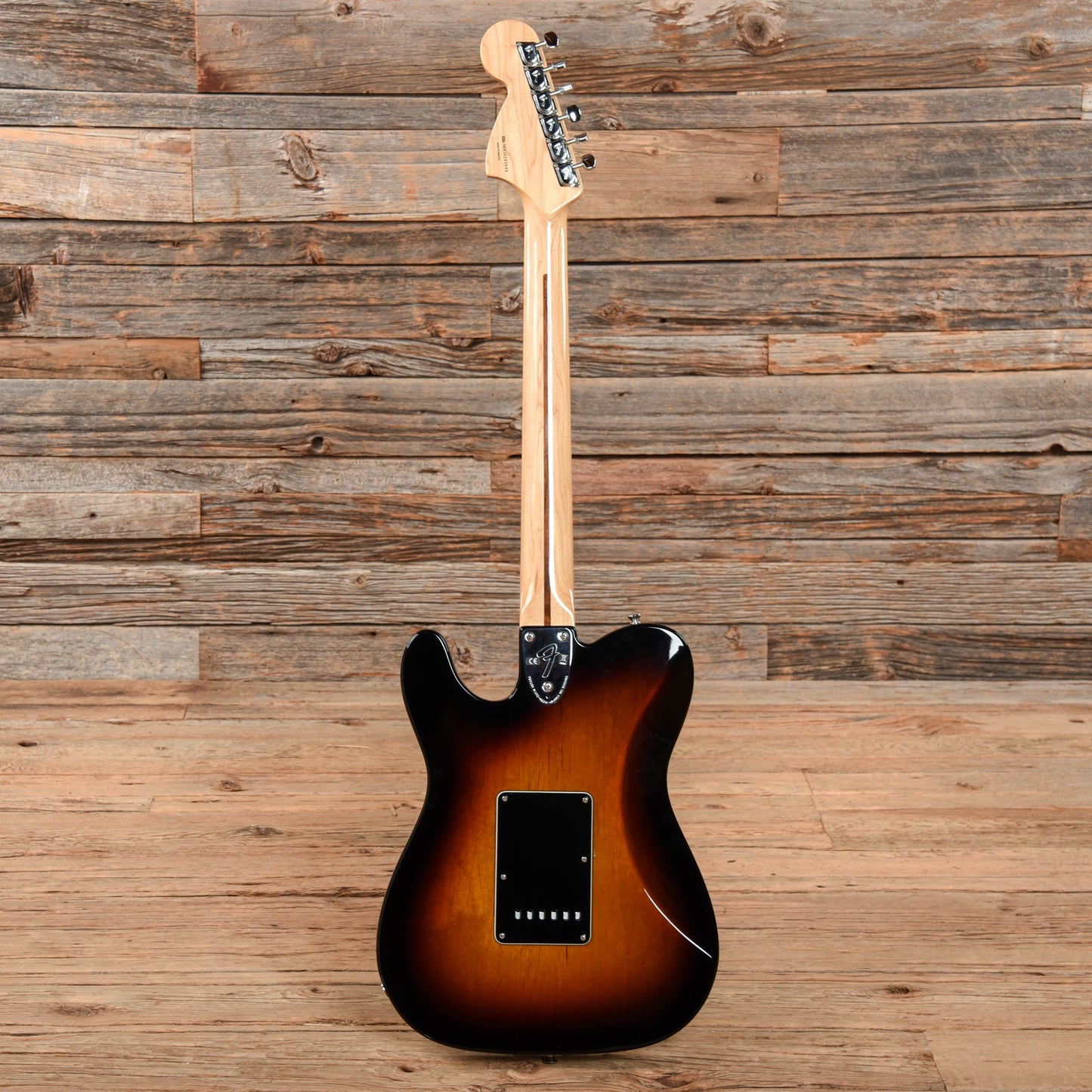 Fender Classic Player '72 Telecaster Deluxe Tremolo Sunburst 2010 Electric Guitars / Solid Body