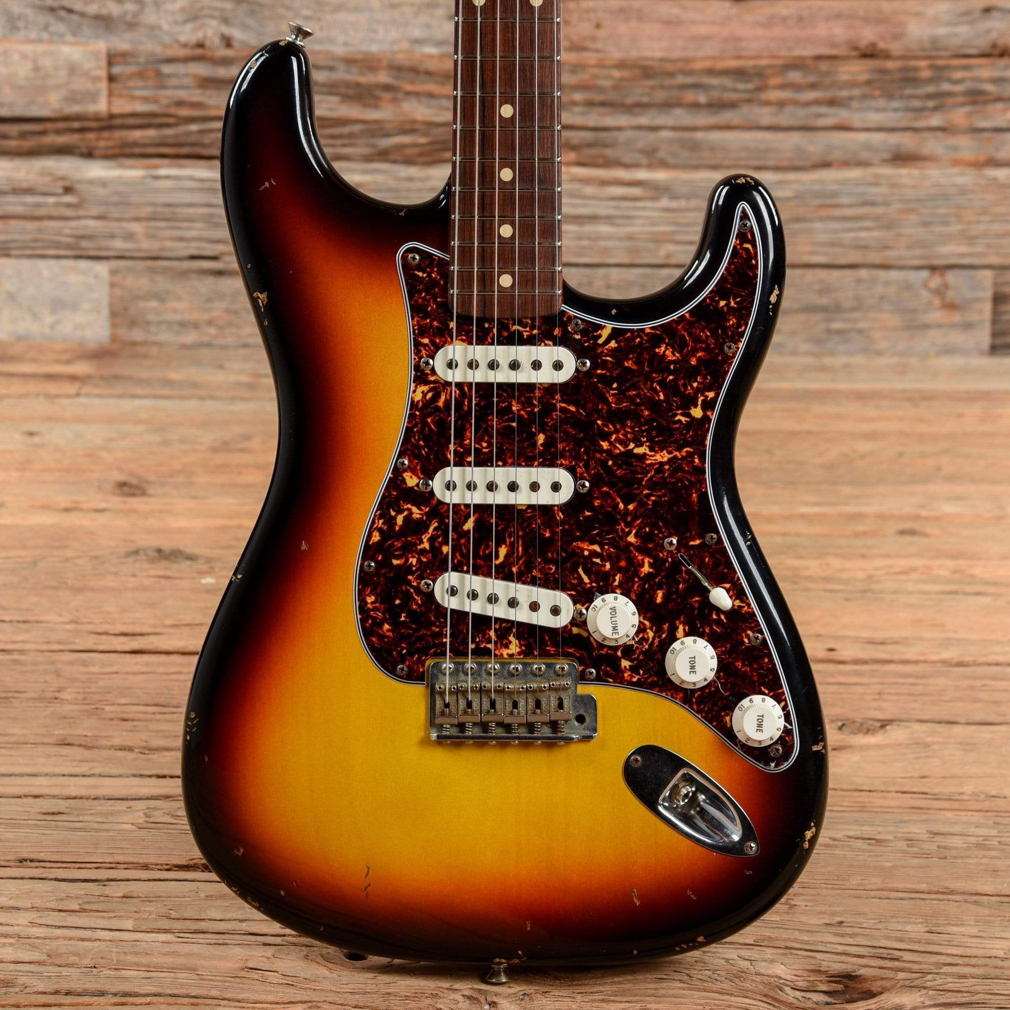 Fender Custom Shop 1960 Stratocaster Relic Sunburst 2001 – Chicago 