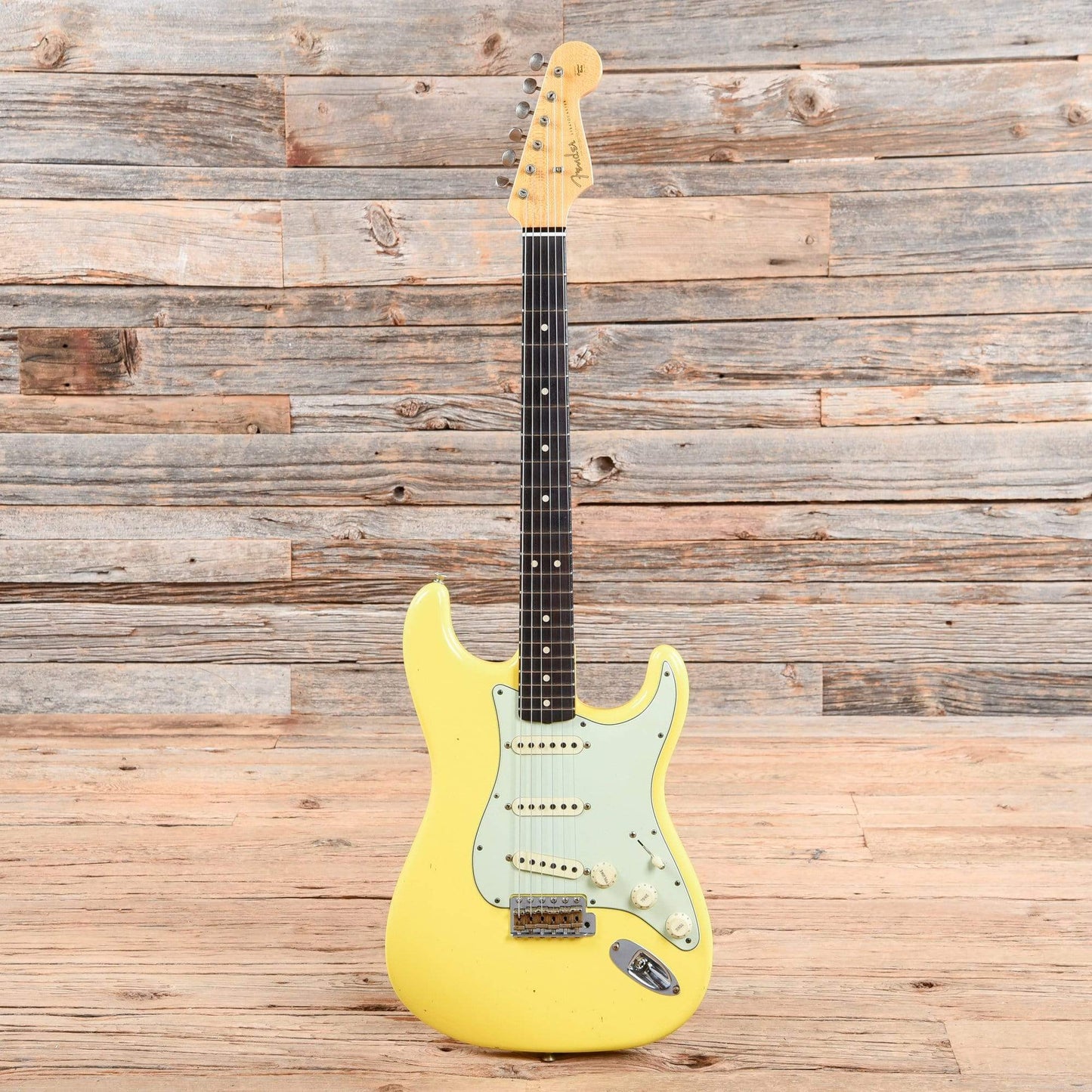 Fender Custom Shop 1963 Stratocaster Journeyman Relic Graffiti Yellow 2018 Electric Guitars / Solid Body