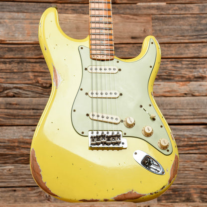 Fender Custom Shop '69 Stratocaster Heavy Relic w/ Reverse Headstock Yellow Heavy Relic 2016 Electric Guitars / Solid Body