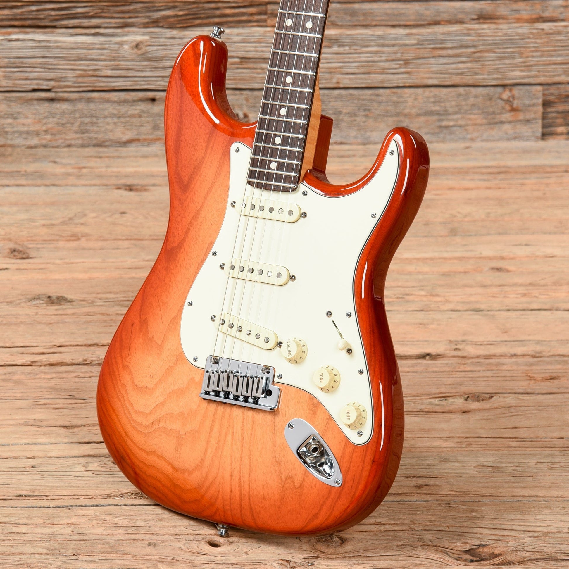 Fender Custom Shop Custom Classic Stratocaster Sunburst 2009 Electric Guitars / Solid Body