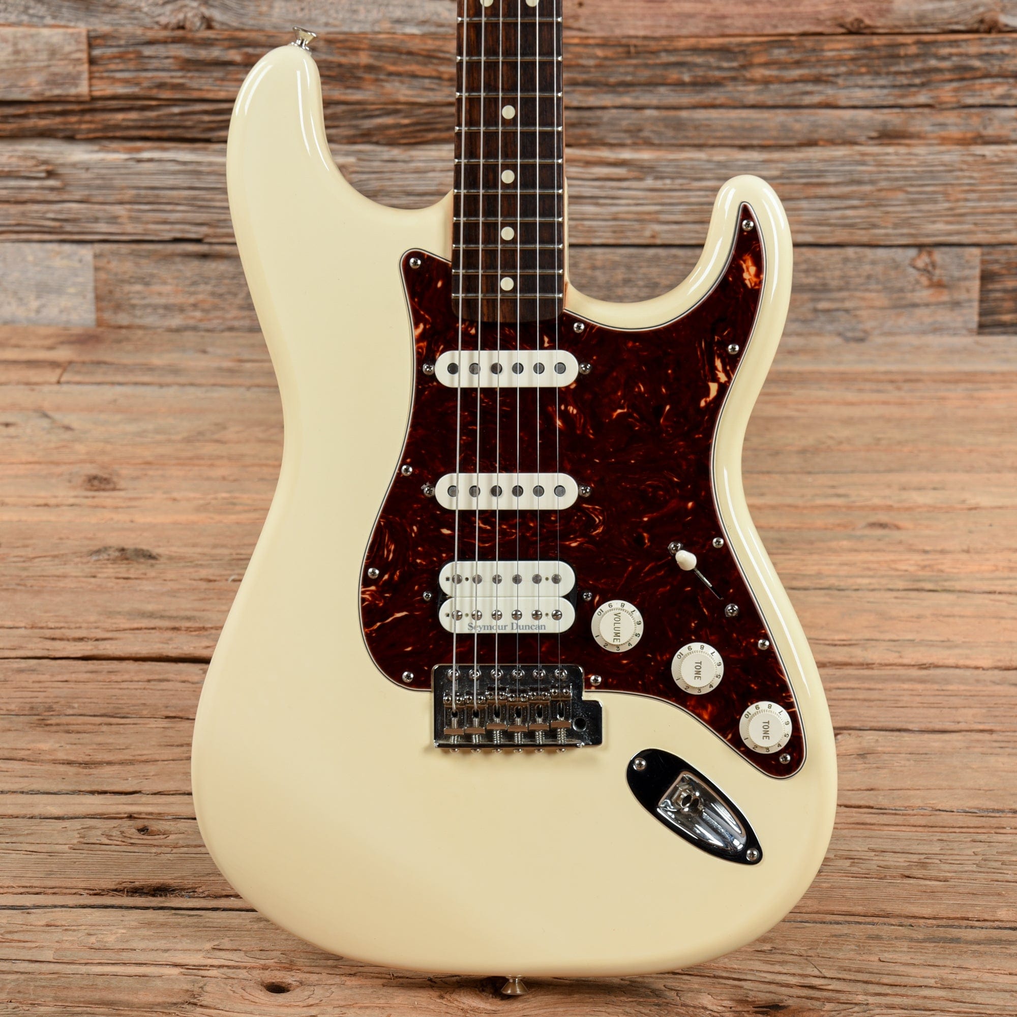 Fender Deluxe Lone Star Stratocaster Olympic White 2007 – Chicago Music  Exchange