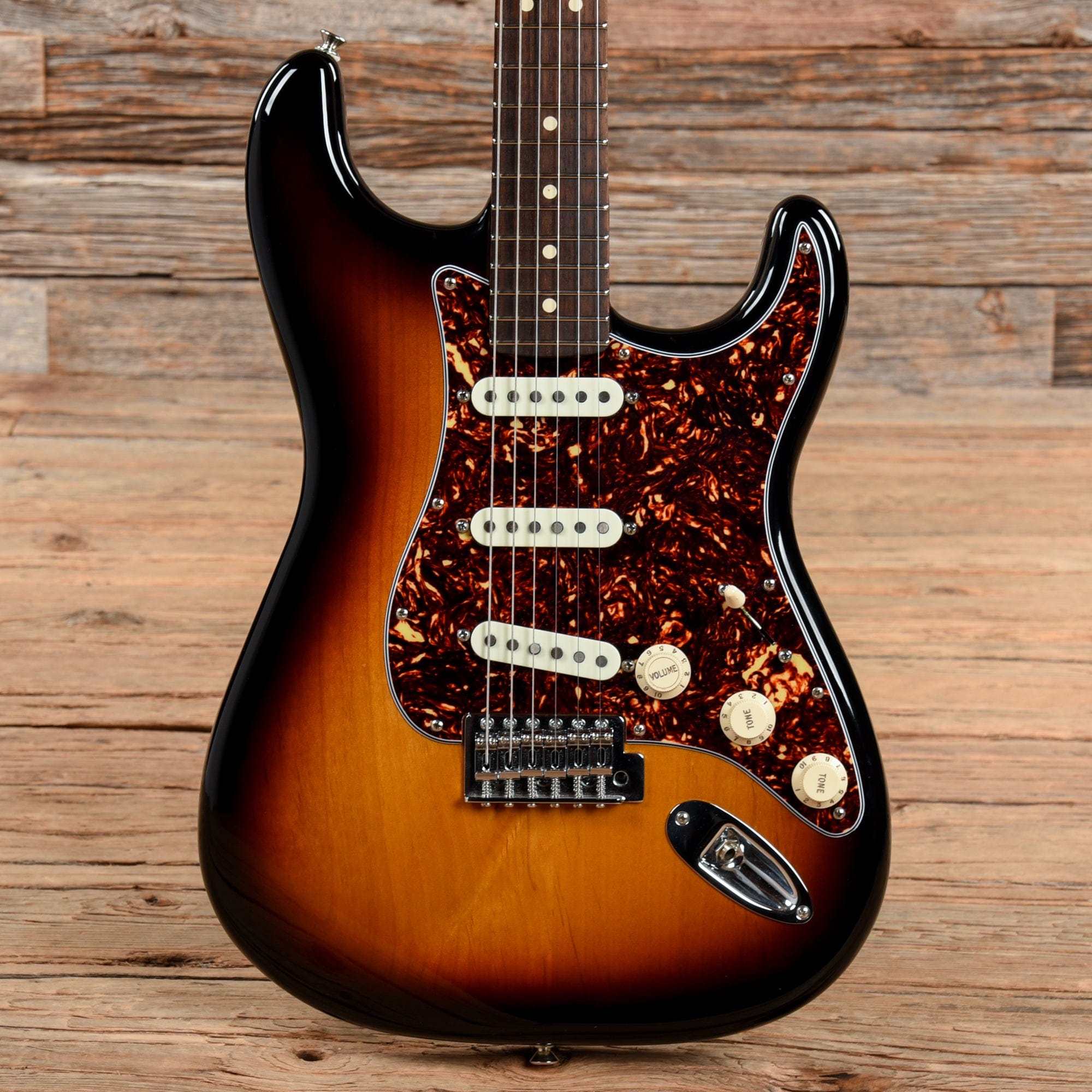 Fender Deluxe Lone Star Stratocaster Sunburst 2013 – Chicago Music Exchange