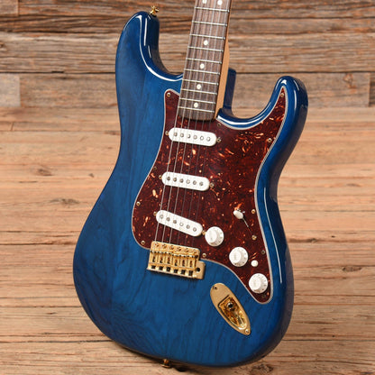 Fender Deluxe Players Stratocaster Sapphire Blue Transparent 2006 Electric Guitars / Solid Body