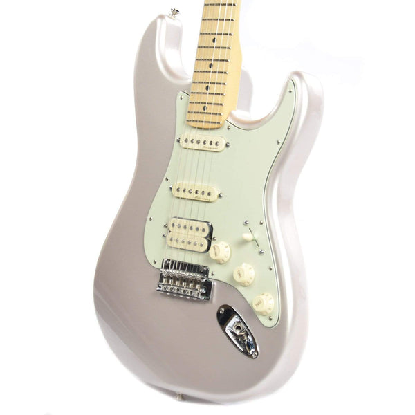 Fender Deluxe Stratocaster HSS Blizzard Pearl – Chicago Music Exchange