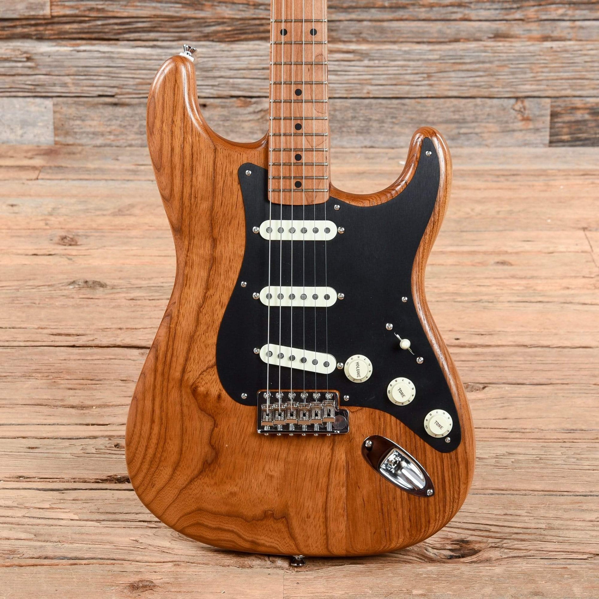 Fender FSR Limited Edition Roasted Ash '56 Stratocaster Natural 2018 Electric Guitars / Solid Body