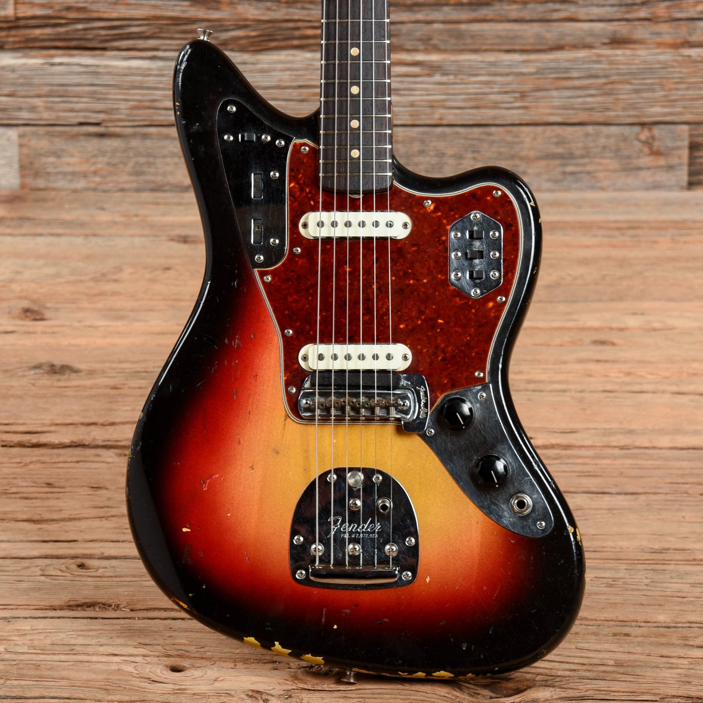 Fender Jaguar Sunburst 1964 Electric Guitars / Solid Body