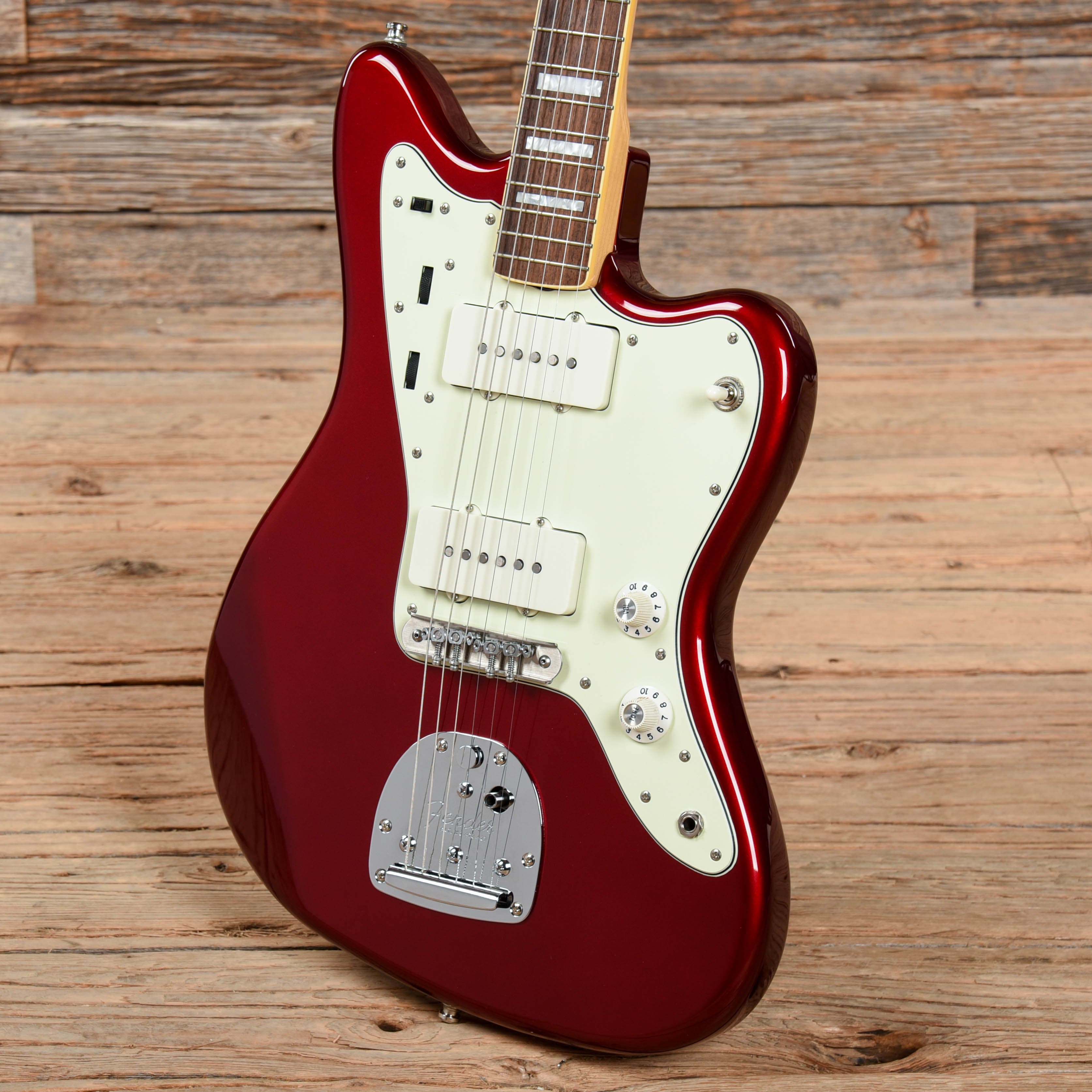 Fender Japan JM-66 Jazzmaster Reissue Candy Apple Red 2012 – Chicago Music  Exchange