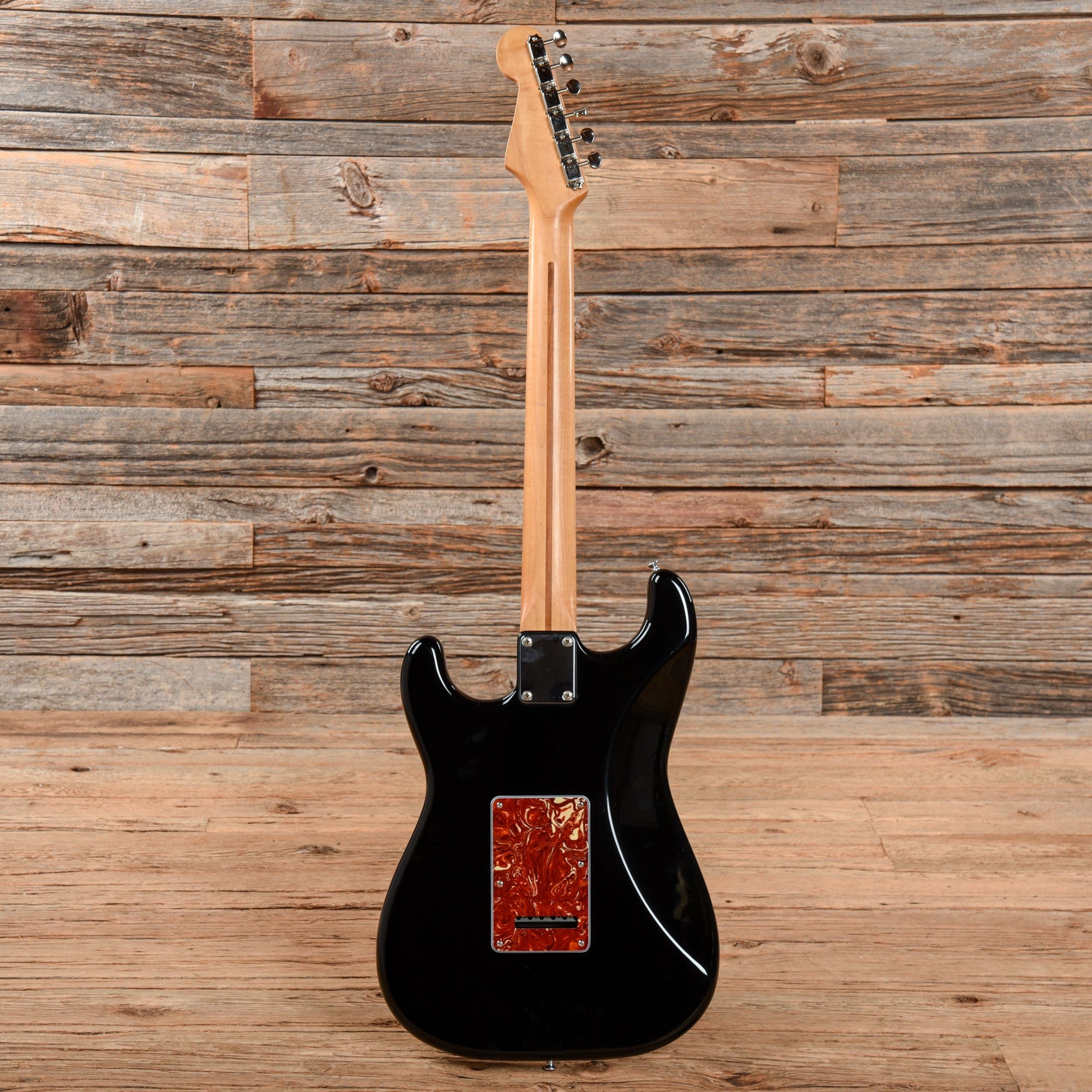 Fender Japan Standard Stratocaster Black 1989 – Chicago Music Exchange