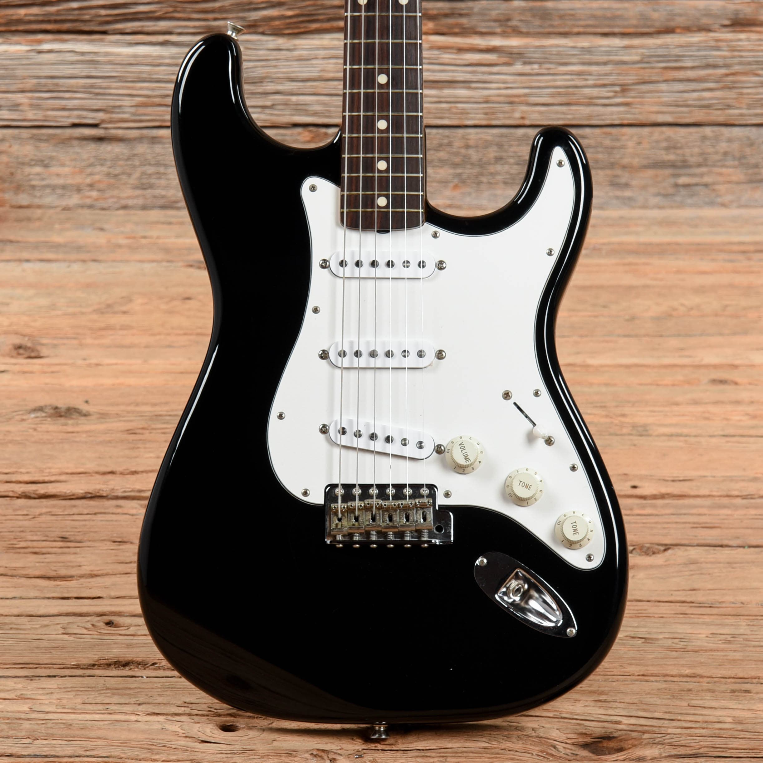 Fender Japan Stratocaster Black 1994 – Chicago Music Exchange