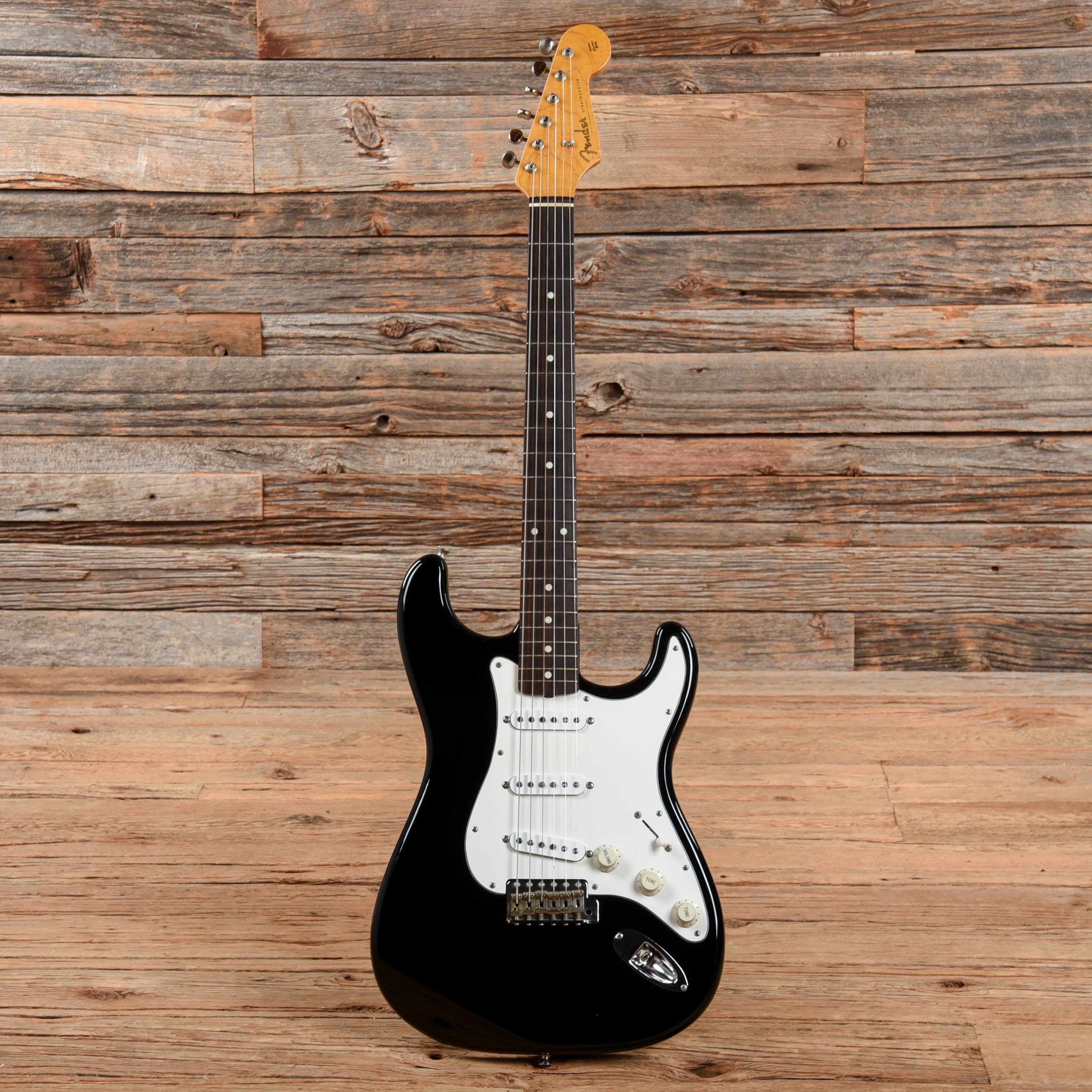 Fender Japan Stratocaster Black 1994 – Chicago Music Exchange