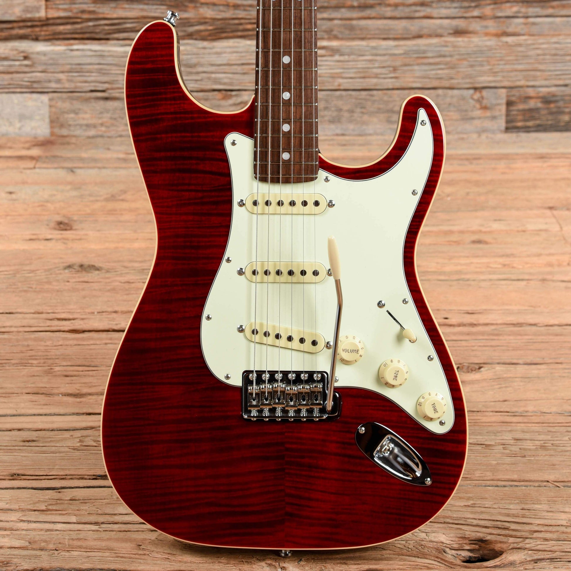 Fender Limited Edition Aerodyne Classic Stratocaster Crimson Red Transparent 2019 Electric Guitars / Solid Body