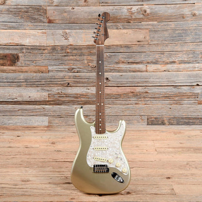 Fender Limited Edition American Pro Stratocaster Rosewood Neck Champagne 2016 Electric Guitars / Solid Body