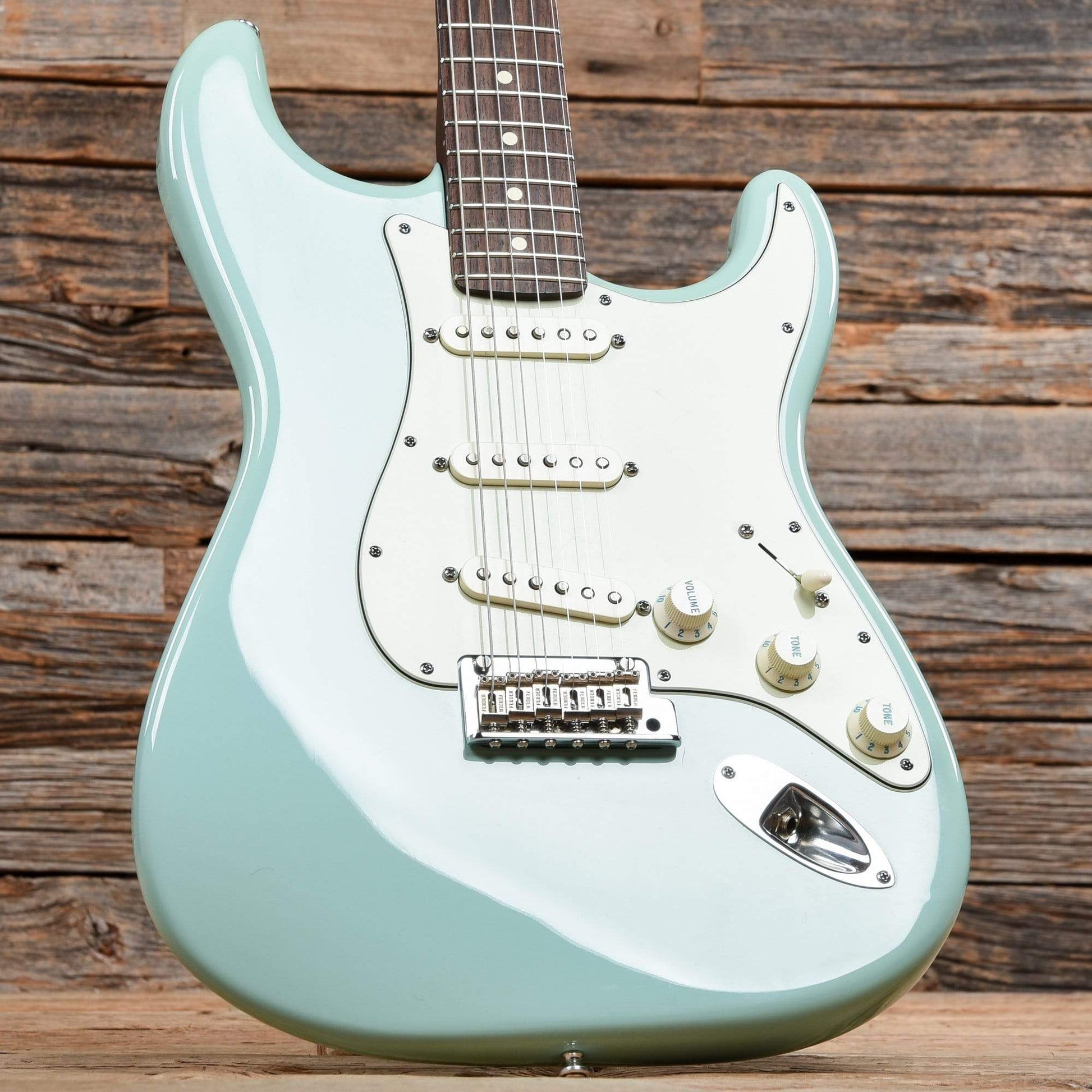 Fender Limited Edition American Pro Stratocaster w/Rosewood Neck Daphne Blue 2015 Electric Guitars / Solid Body