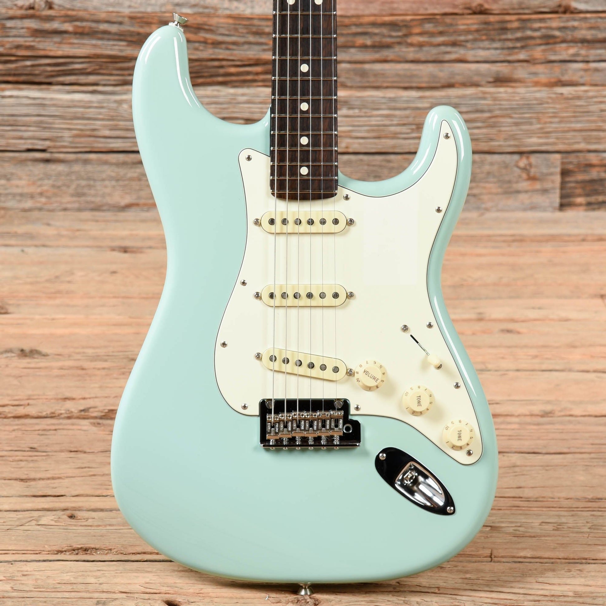 Fender Limited Edition American Professional Stratocaster w/ Rosewood Neck Daphne Blue 2017 Electric Guitars / Solid Body