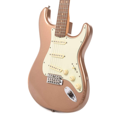 Fender Limited Edition Road Worn '60s Stratocaster Firemist Gold Electric Guitars / Solid Body