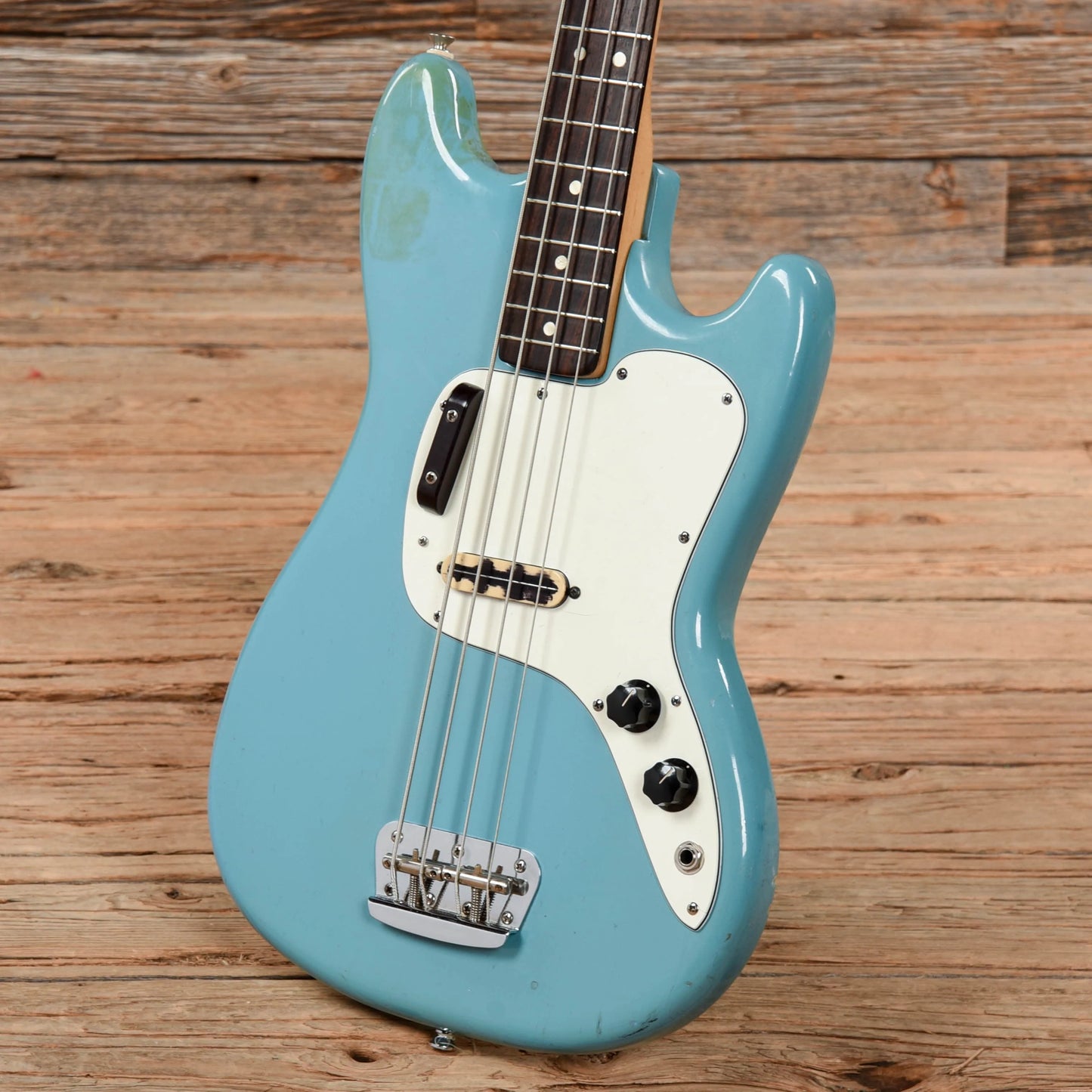 Fender Musicmaster Bass Daphne Blue 1973 Electric Guitars / Solid Body