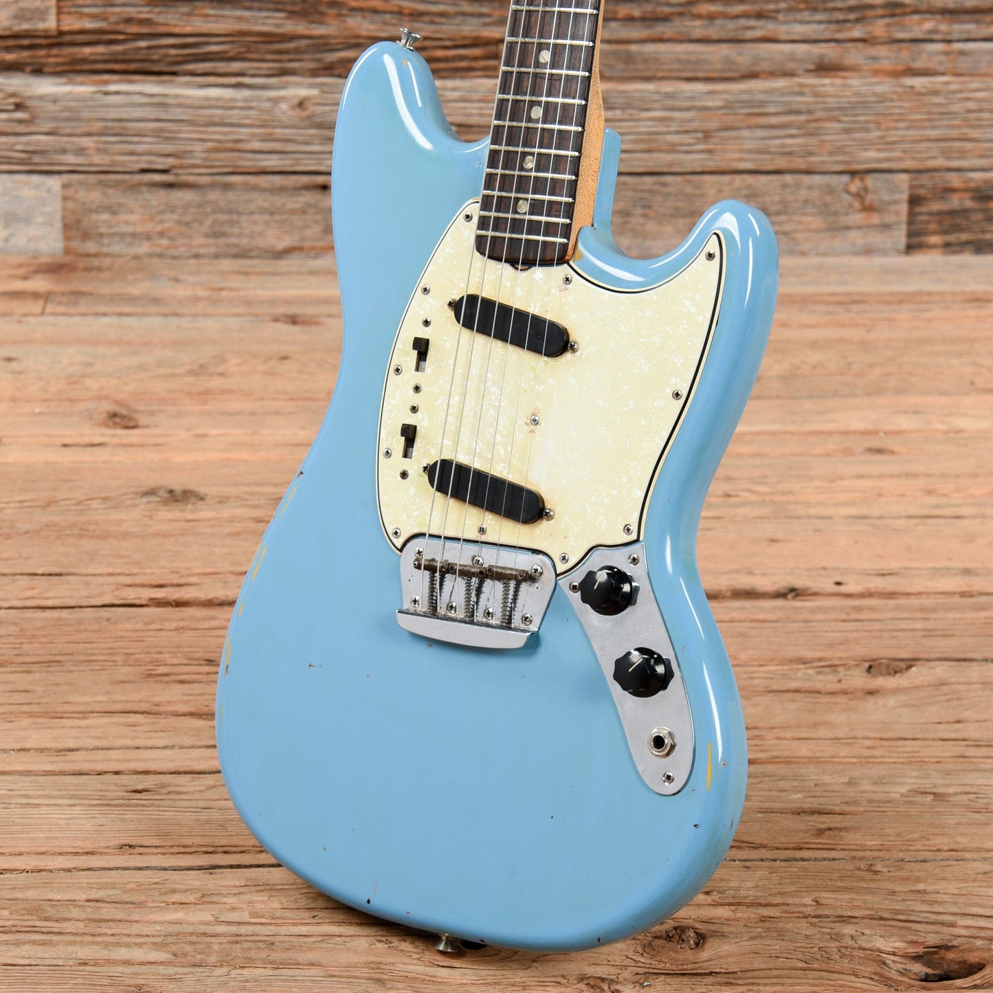 Fender Musicmaster II Daphne Blue 1966 Electric Guitars / Solid Body