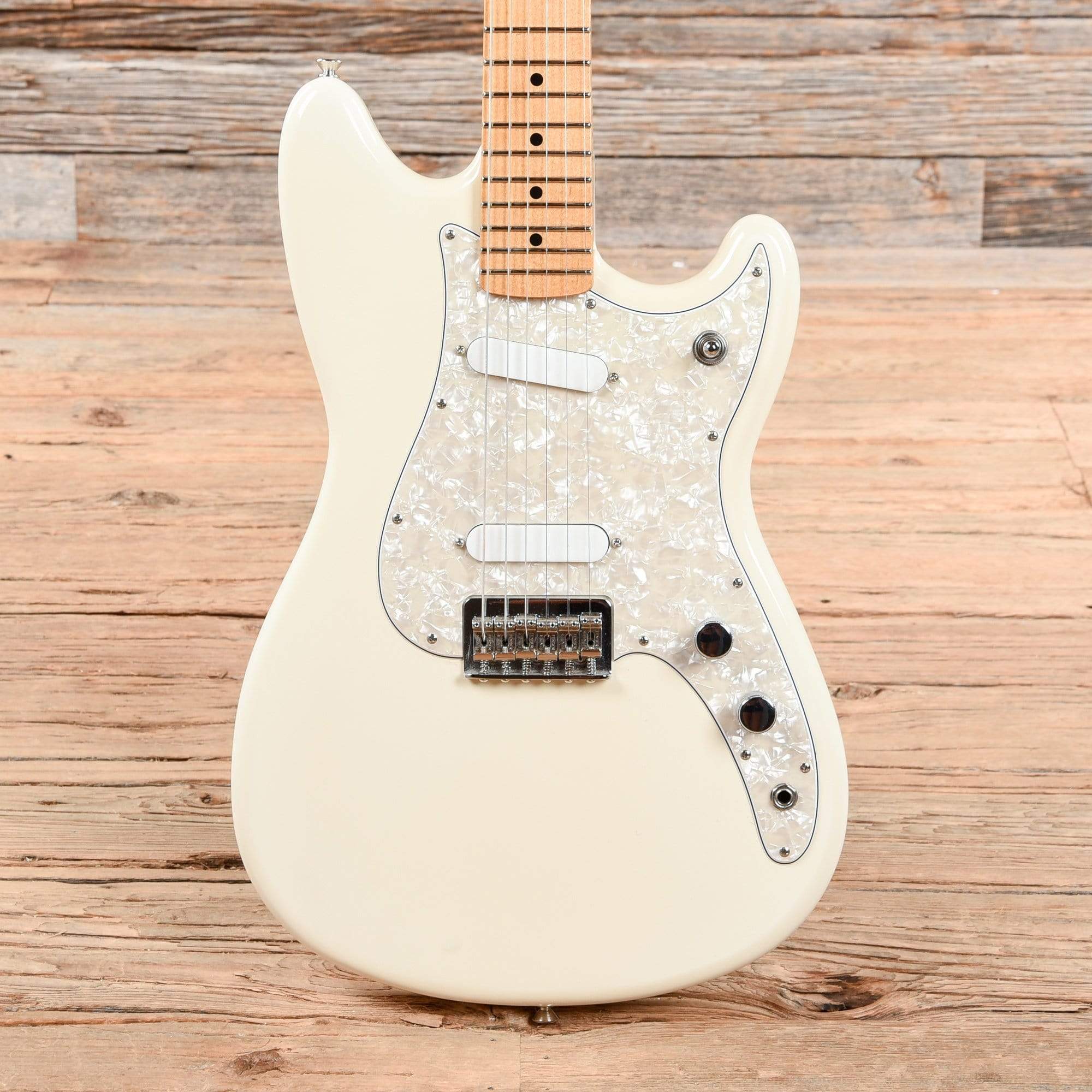 Fender Offset Series Duo-Sonic Arctic White 2016 – Chicago Music Exchange