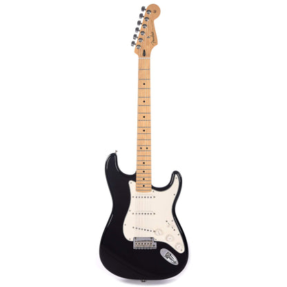 Fender Player Stratocaster Black Electric Guitars / Solid Body