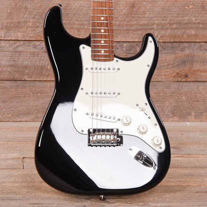 Fender Player Stratocaster Black Electric Guitars / Solid Body