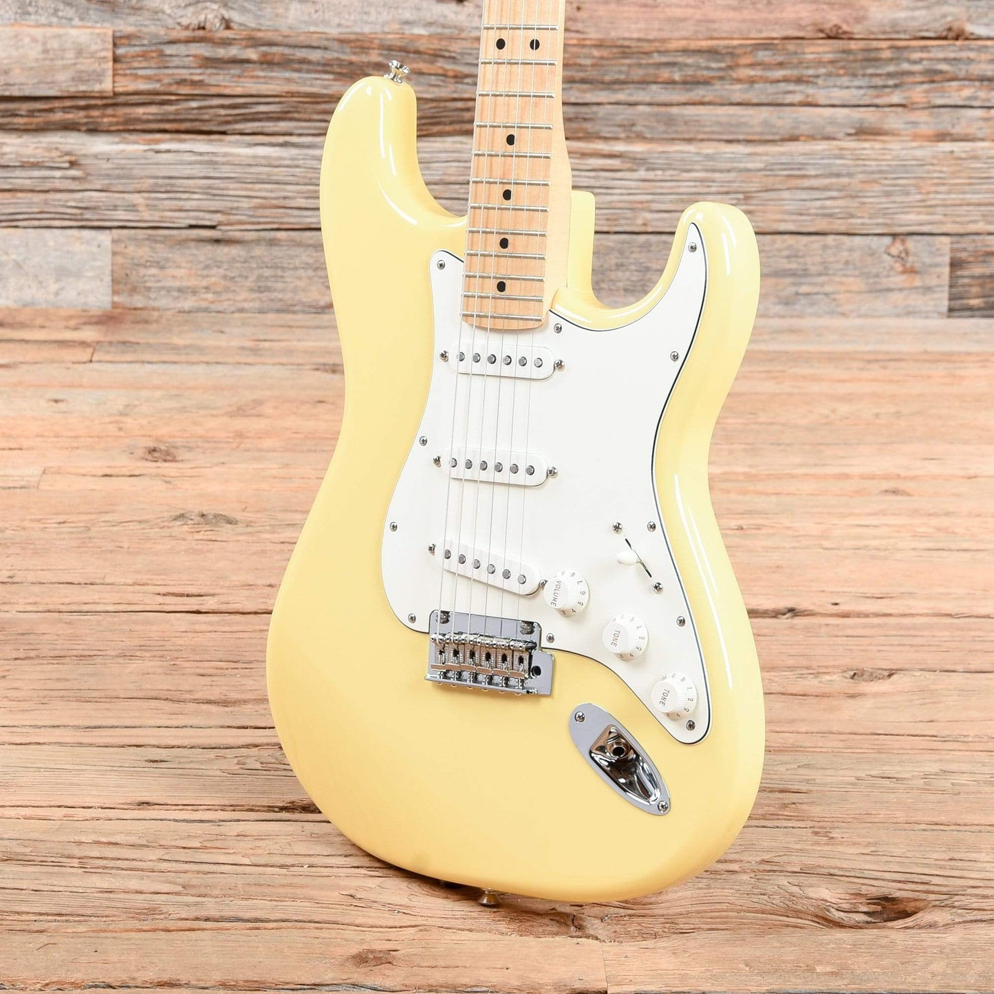 Fender Player Stratocaster Buttercream 2018 Electric Guitars / Solid Body