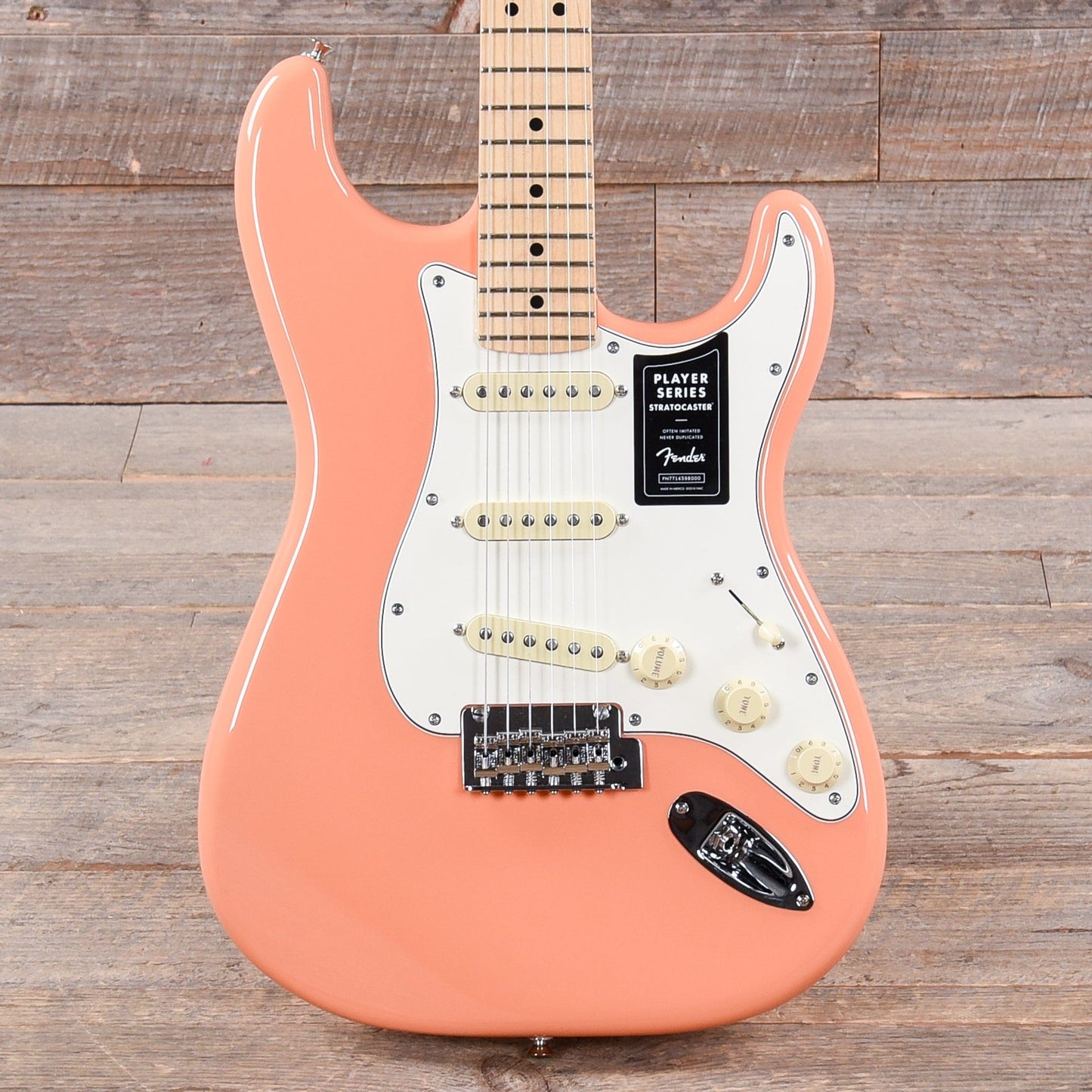 Fender Player Stratocaster Pacific Peach Electric Guitars / Solid Body