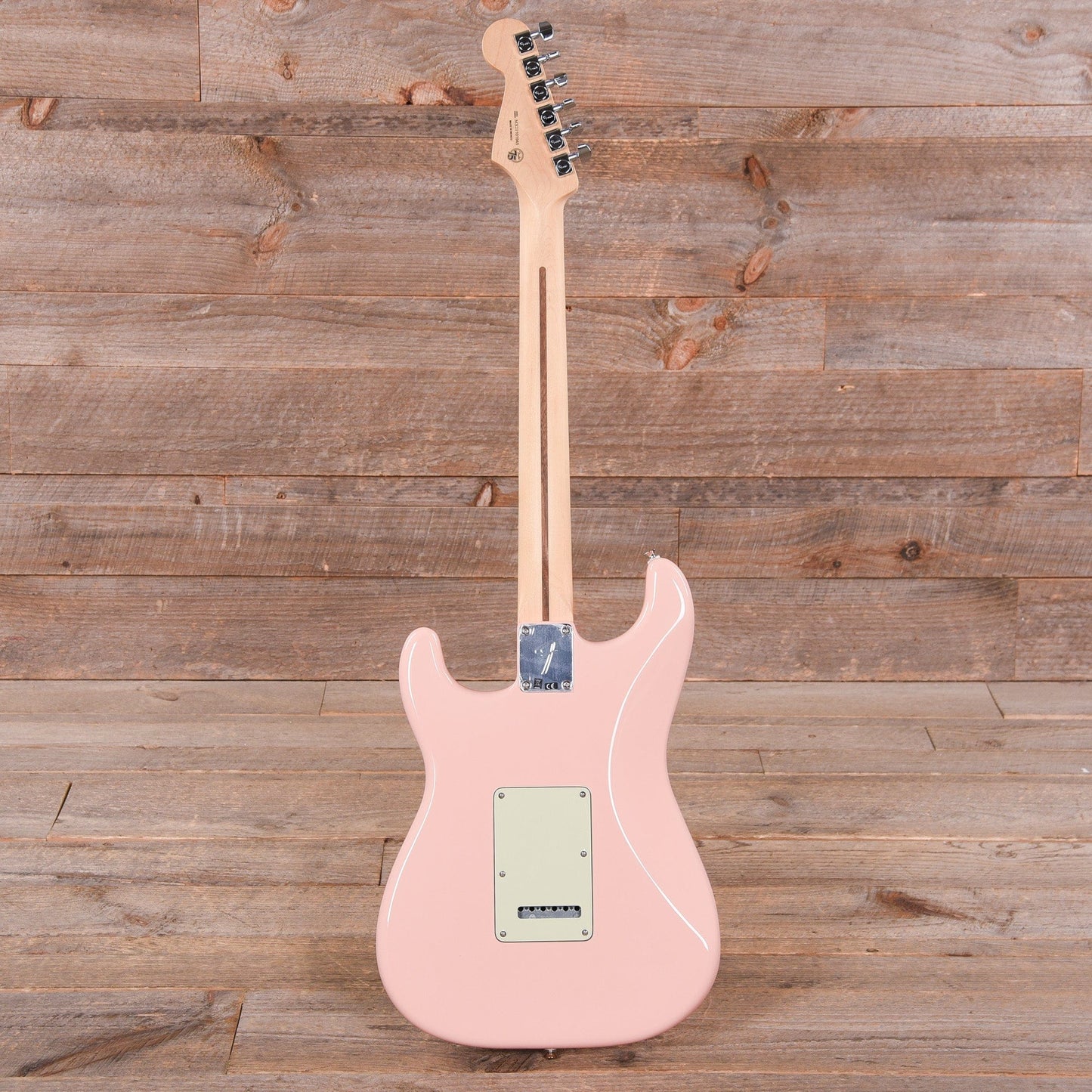 Fender Player Stratocaster Shell Pink w/3-Ply Mint Pickguard Electric Guitars / Solid Body