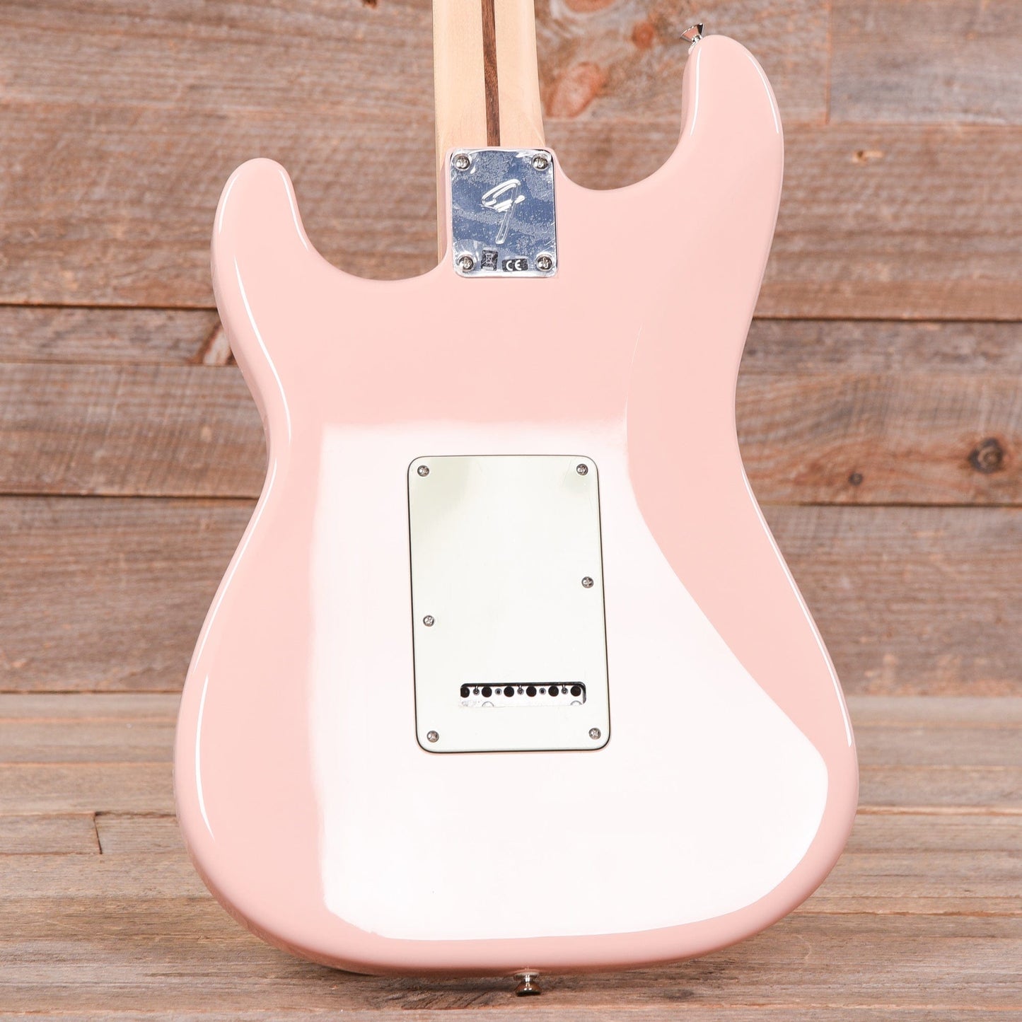 Fender Player Stratocaster Shell Pink w/3-Ply Mint Pickguard Electric Guitars / Solid Body