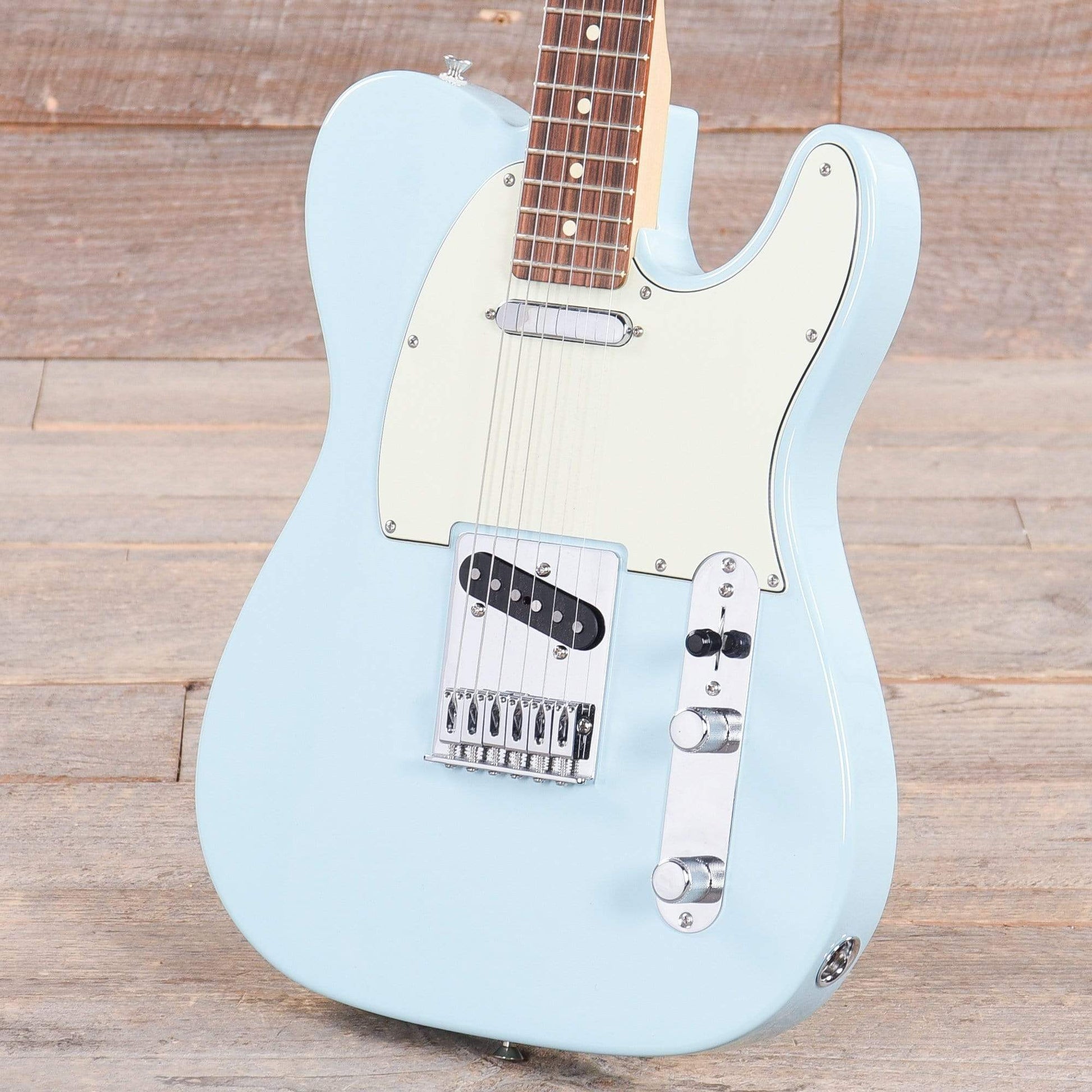 Fender Player Telecaster Daphne Blue w/3-Ply Mint Pickguard Electric Guitars / Solid Body