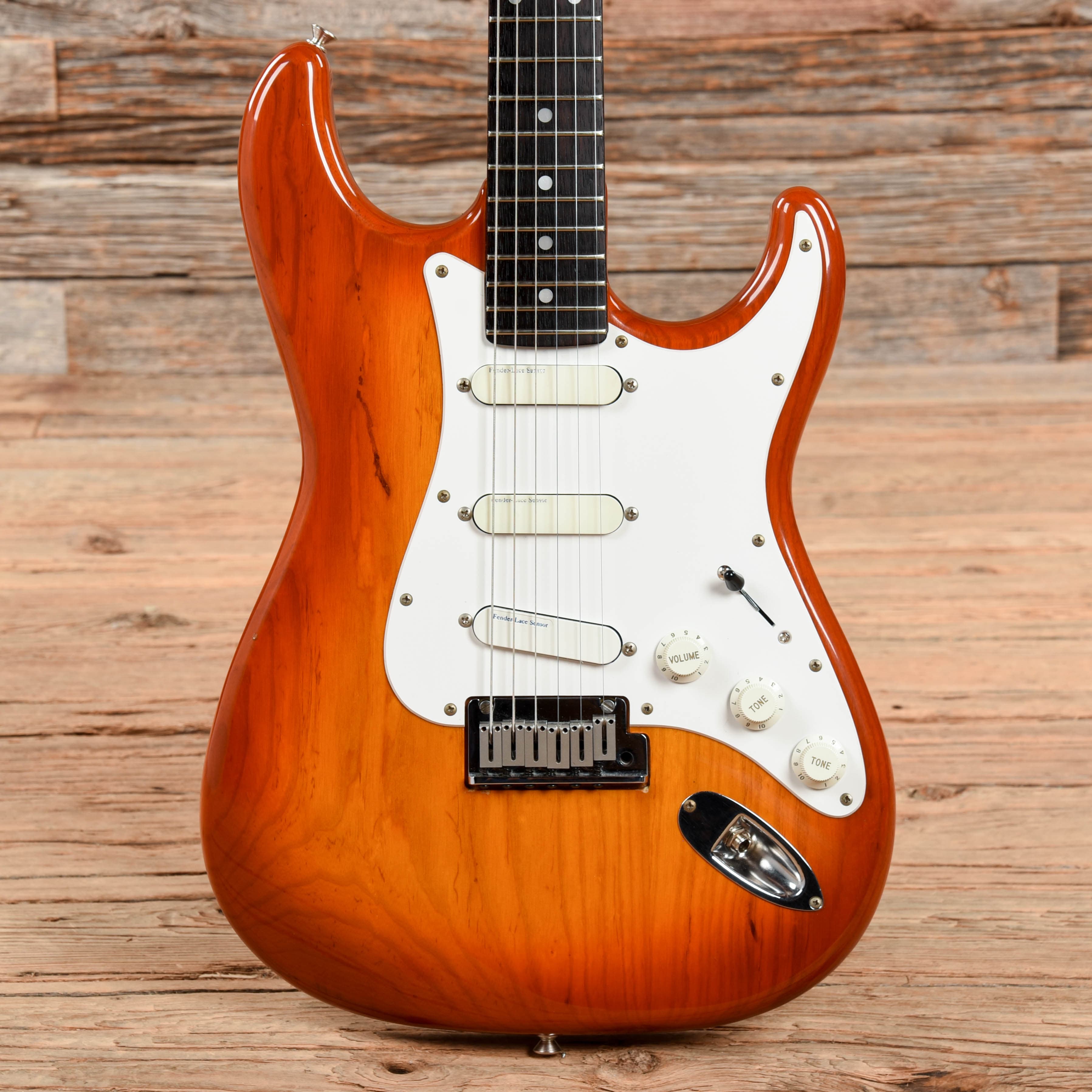 Fender Pro-Feel Stratocaster STR-850LS Sienna Sunburst – Chicago Music  Exchange