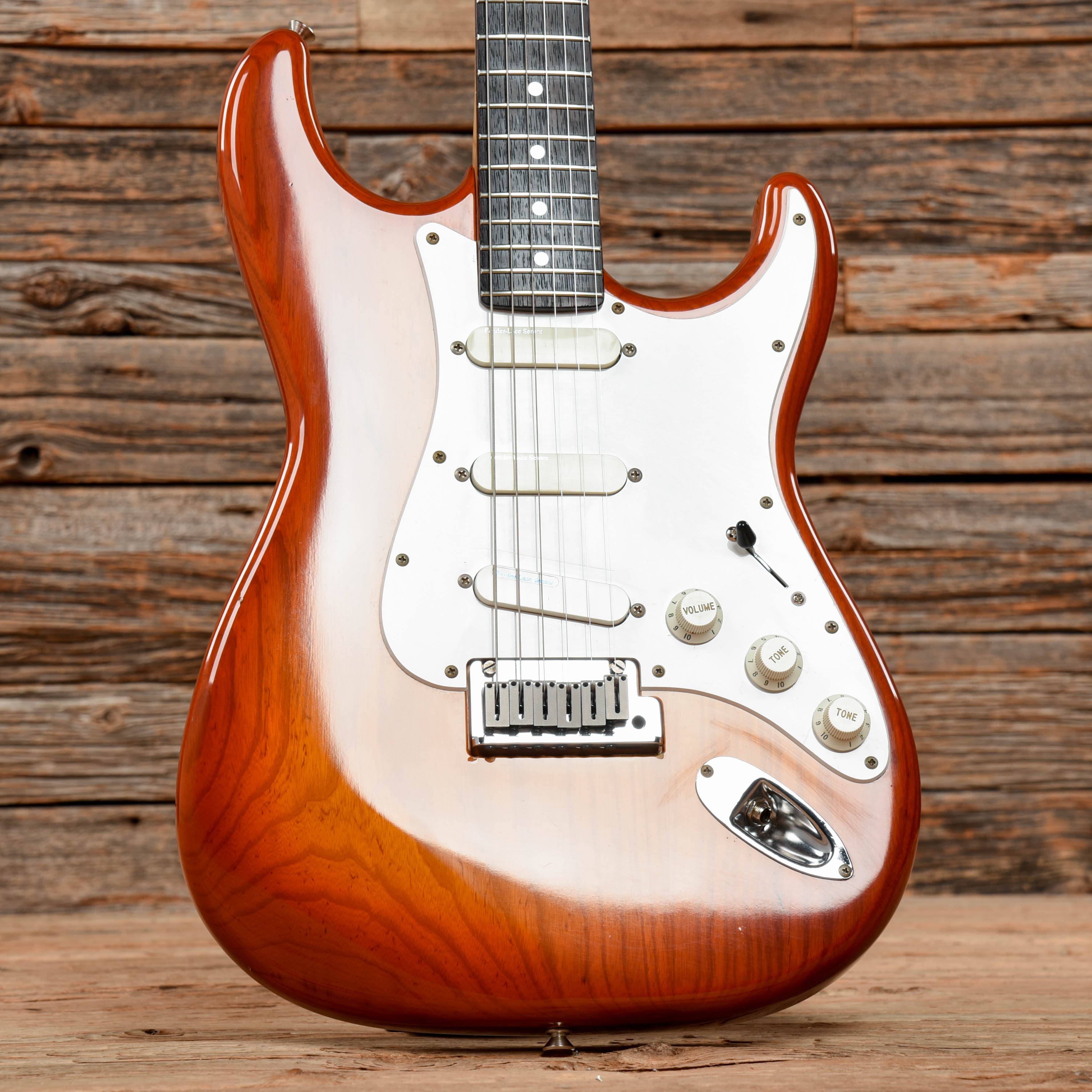 Fender Pro-Feel Stratocaster STR-850LS Sienna Sunburst – Chicago Music  Exchange