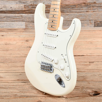 Fender Standard Stratocaster Arctic White 2011 Electric Guitars / Solid Body