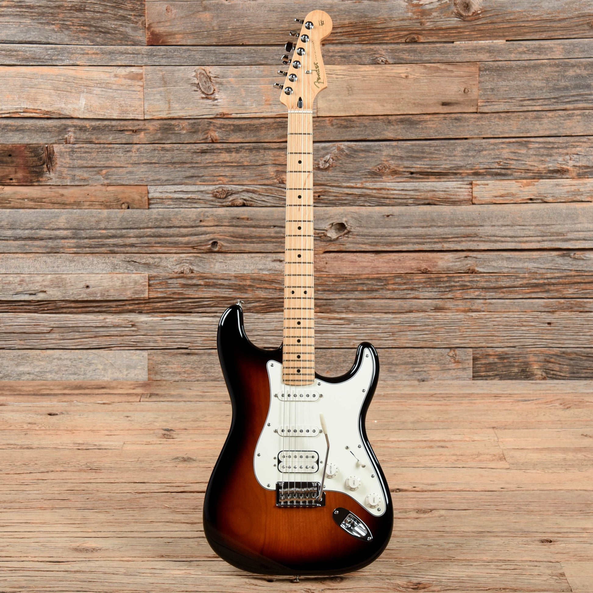 Fender Standard Stratocaster HSS Sunburst 2019 Electric Guitars / Solid Body