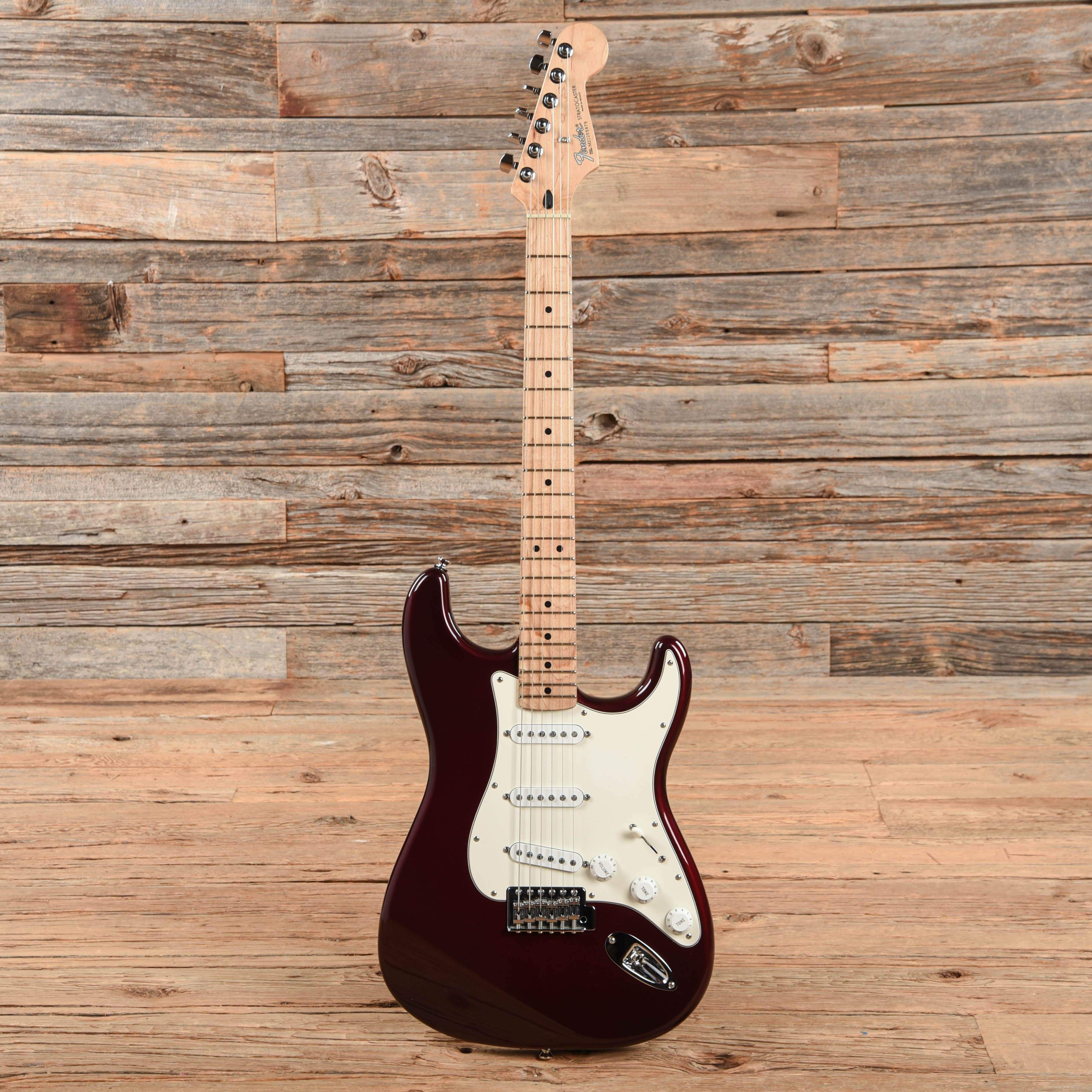 Fender Standard Stratocaster Midnight Wine 2002 – Chicago Music Exchange