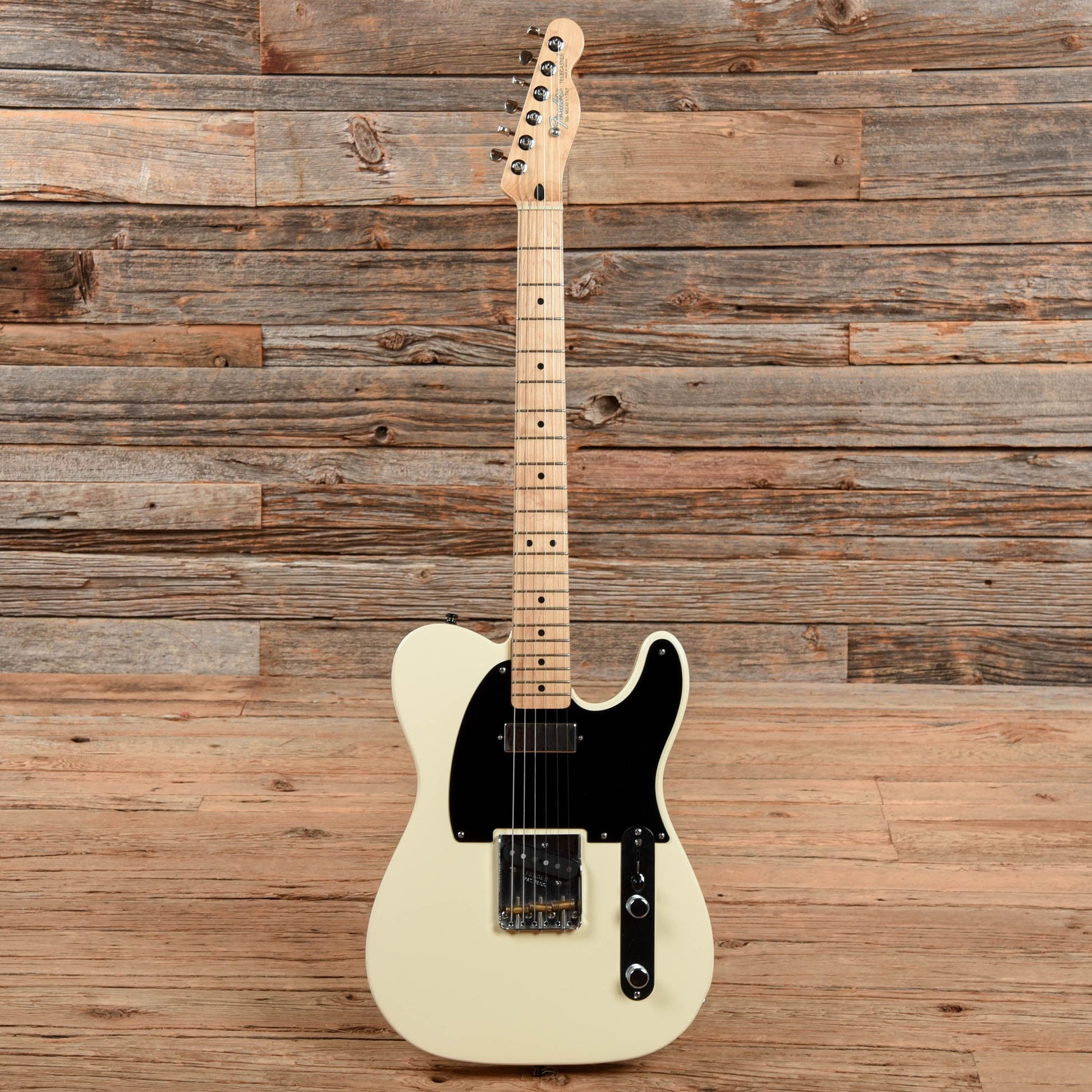 Fender Standard Telecaster Arctic White 2004 Electric Guitars / Solid Body