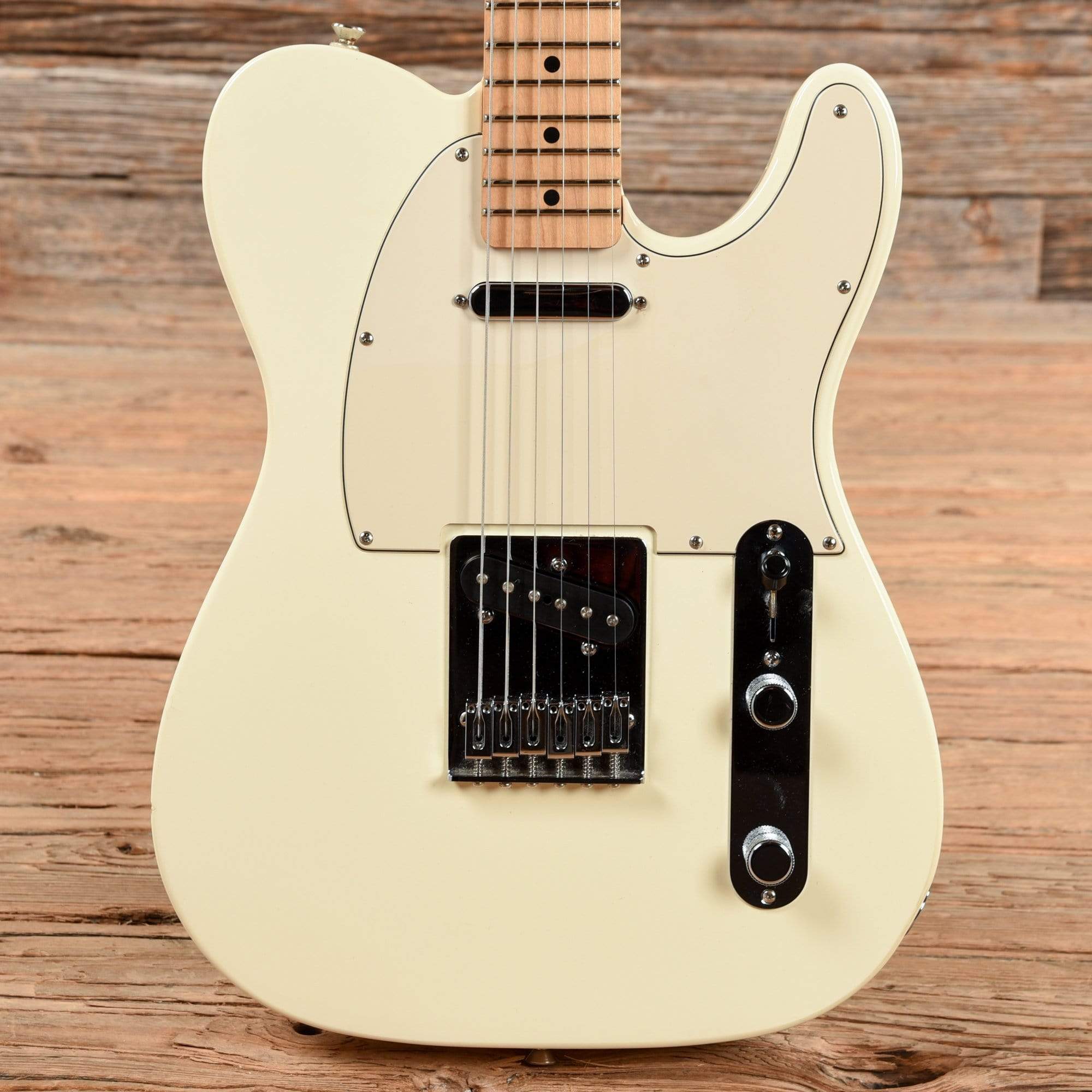 Fender Standard Telecaster Arctic White 2006 – Chicago Music Exchange