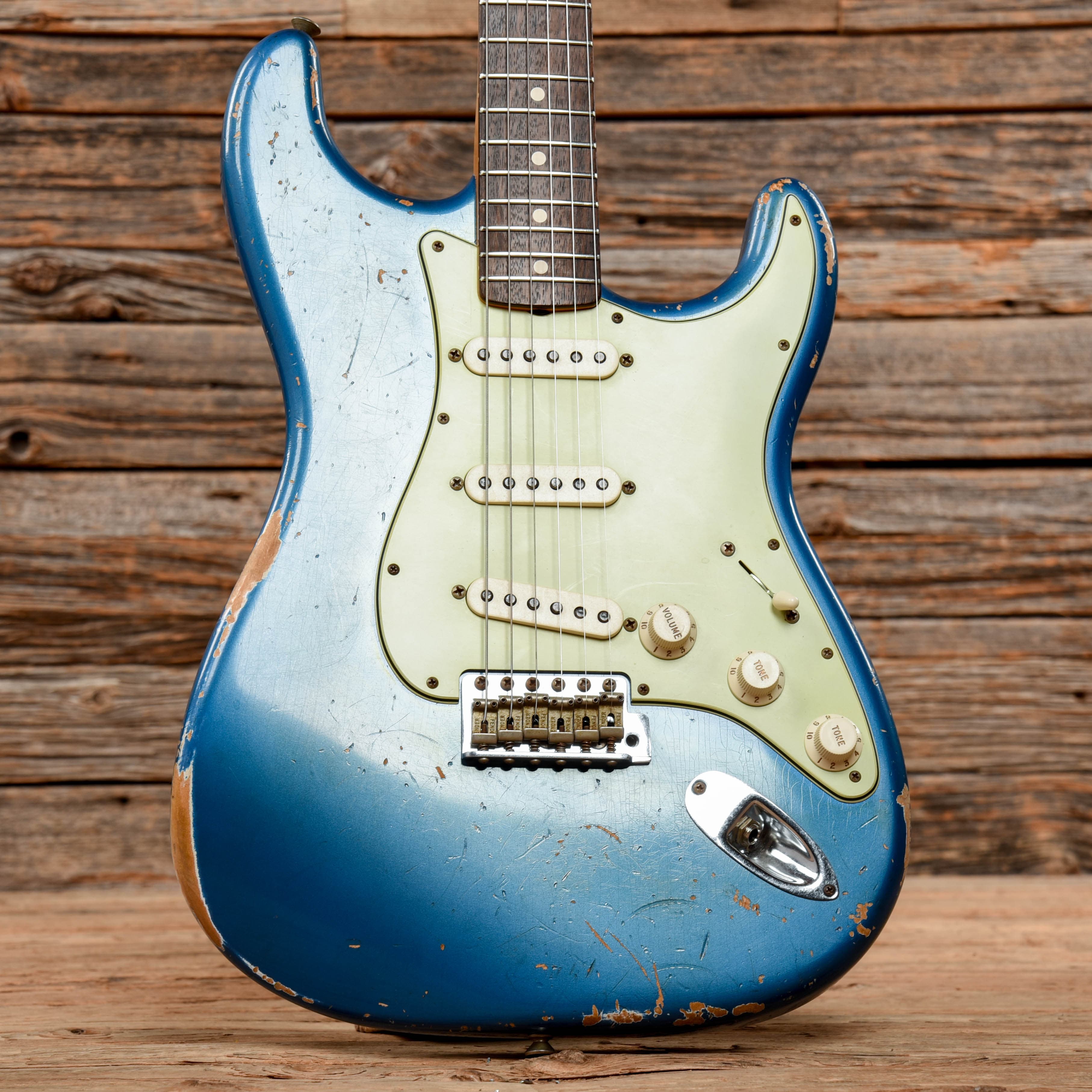 Fender Stratocaster '62 Relic Lake Placid Blue 2012 Electric Guitars / Solid Body