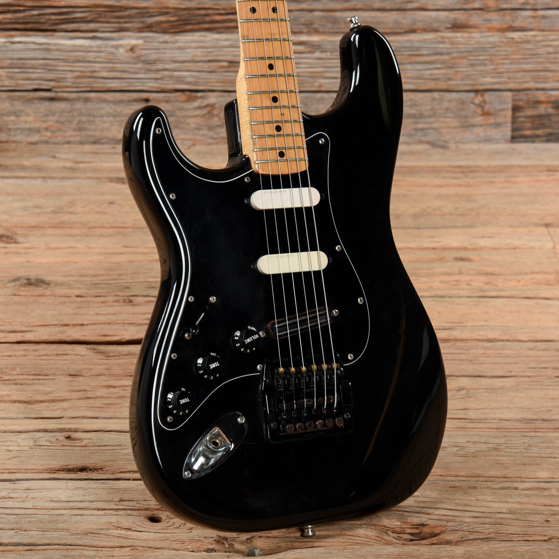 Fender Stratocaster Black 1987 LEFTY Electric Guitars / Solid Body