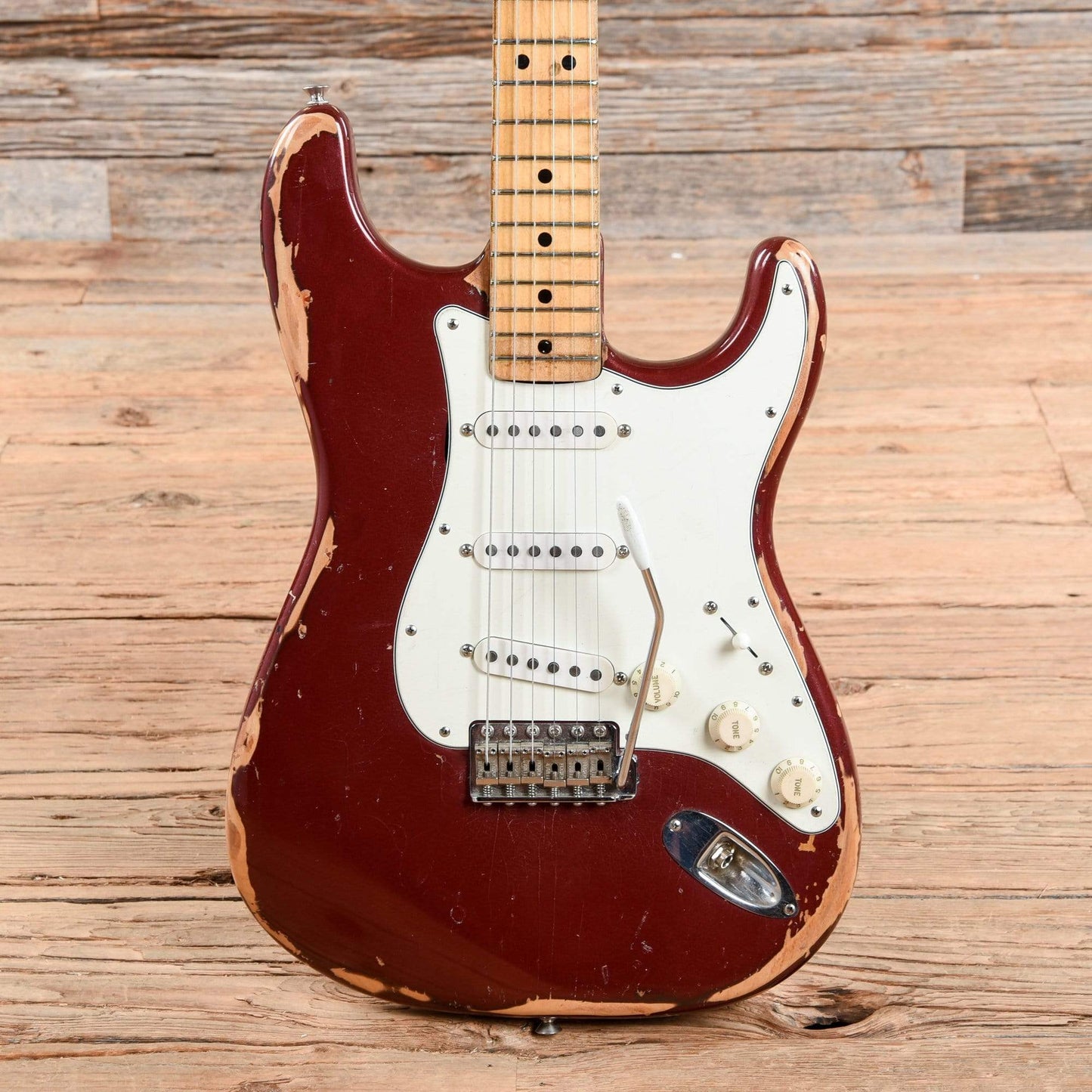 Fender Stratocaster Candy Apple Red Refin 1975 Electric Guitars / Solid Body