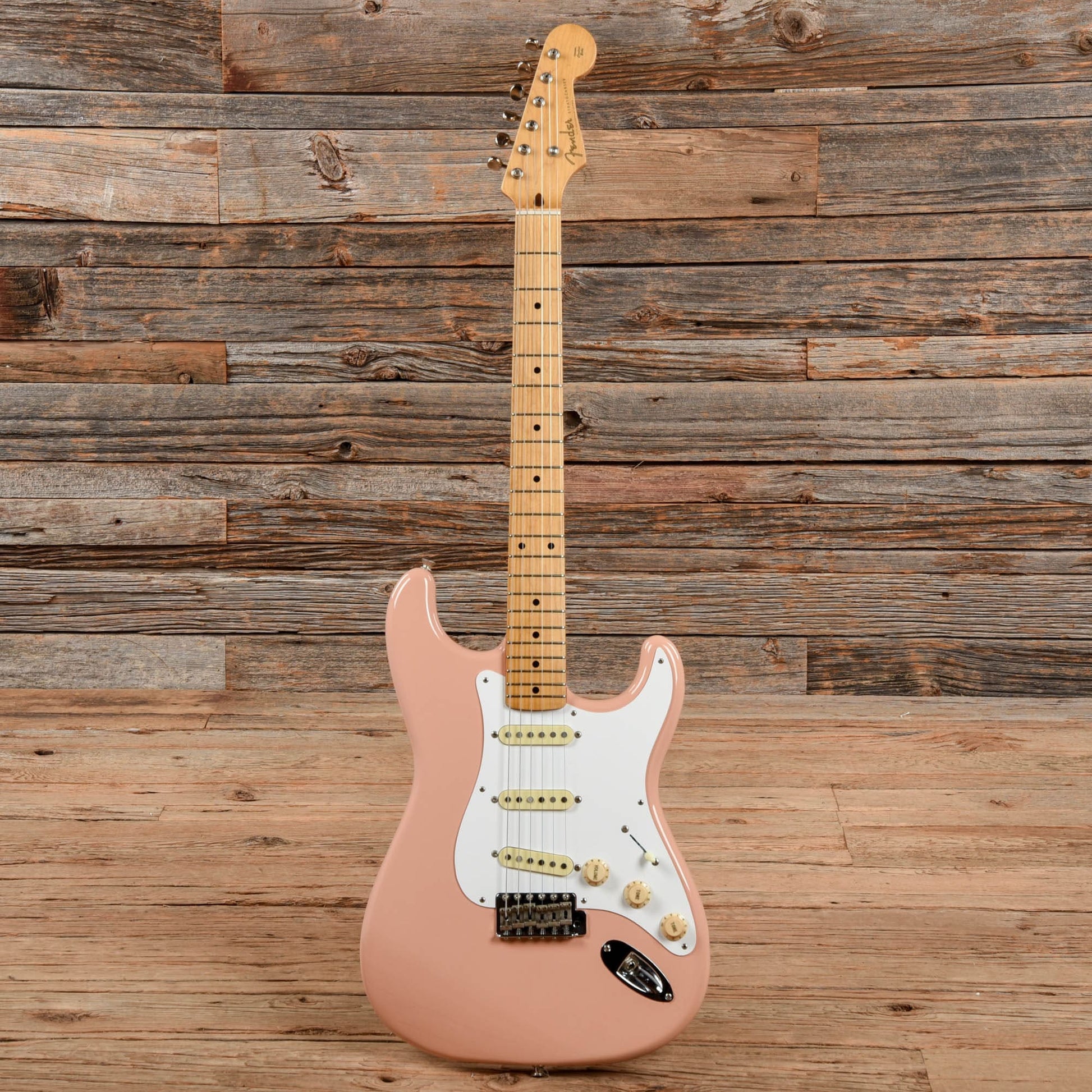 Fender Stratocaster Shell Pink 1995 Electric Guitars / Solid Body